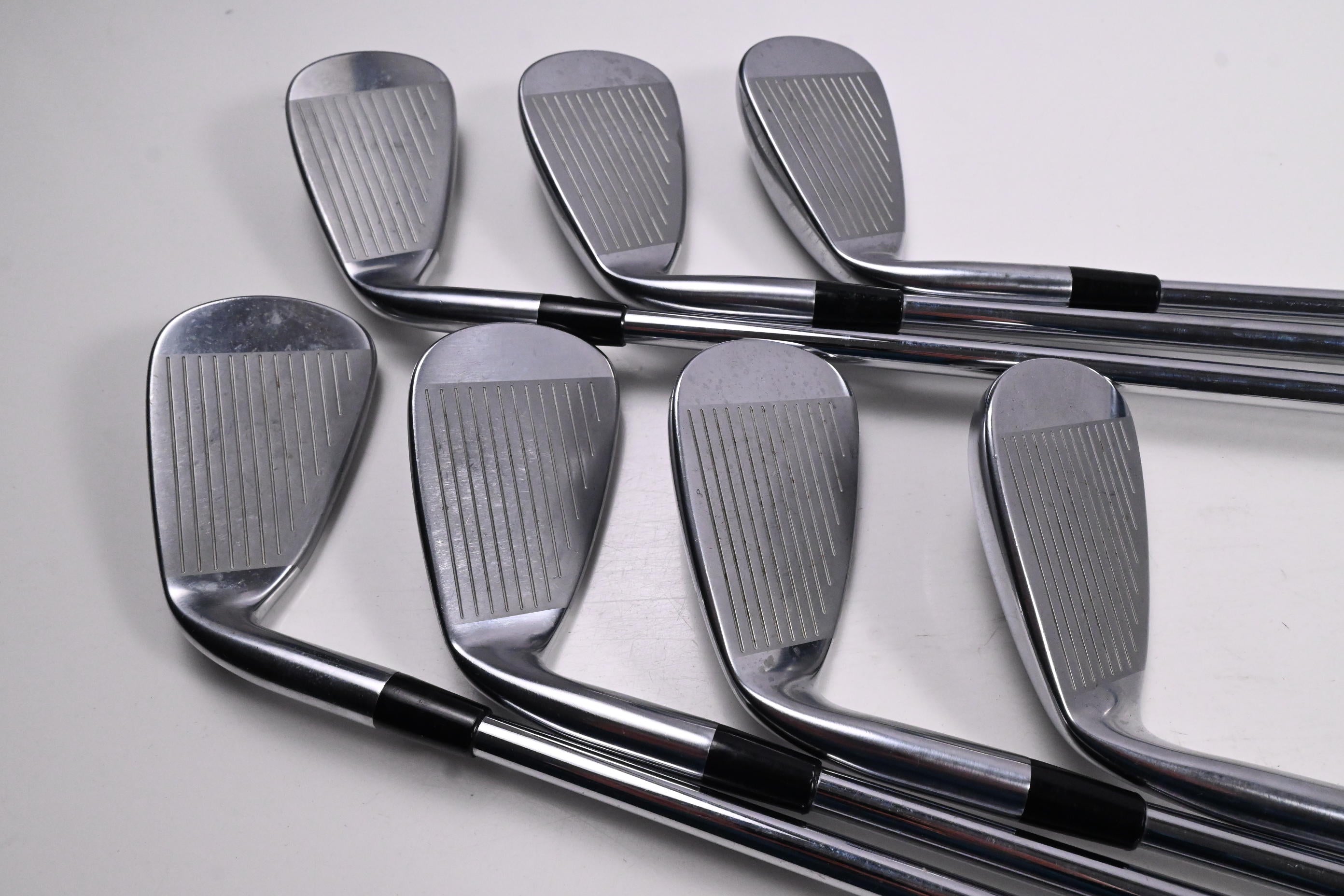 Mizuno JPX 800 HD Irons / 4-PW / Regular Flex True Temper Dynamic Gold XP Shafts