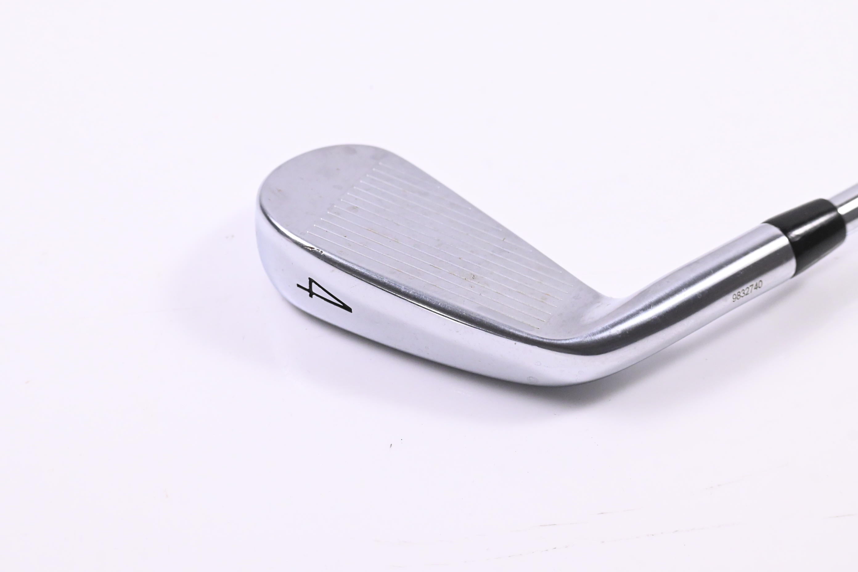Titleist T200 2023 #4 Iron / 21 Degree / Regular Flex AMT Black R300 Shaft