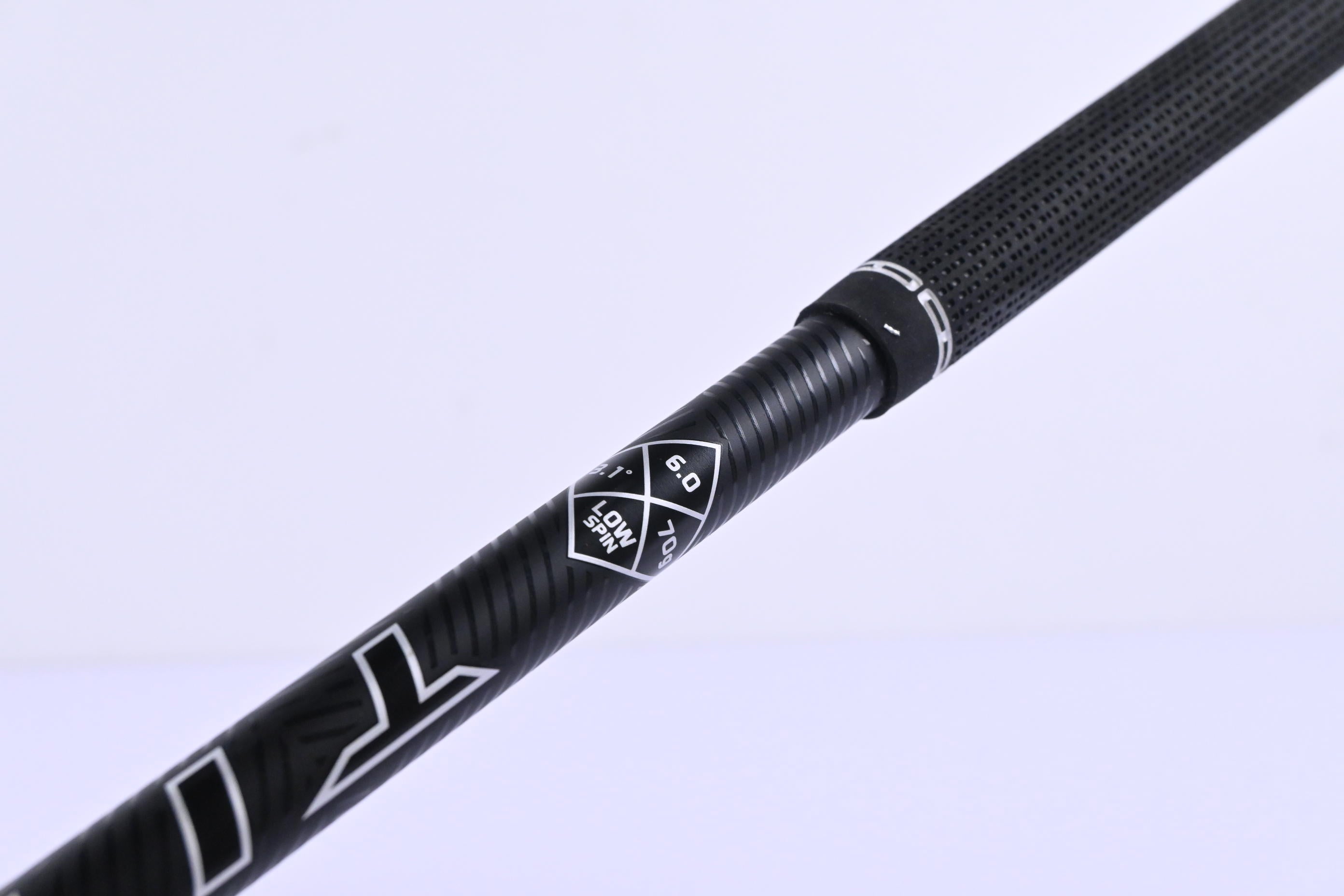 Titleist GTS3 #3 Wood / 15 Degree / Stiff Flex Project X Titan Black 70 Shaft