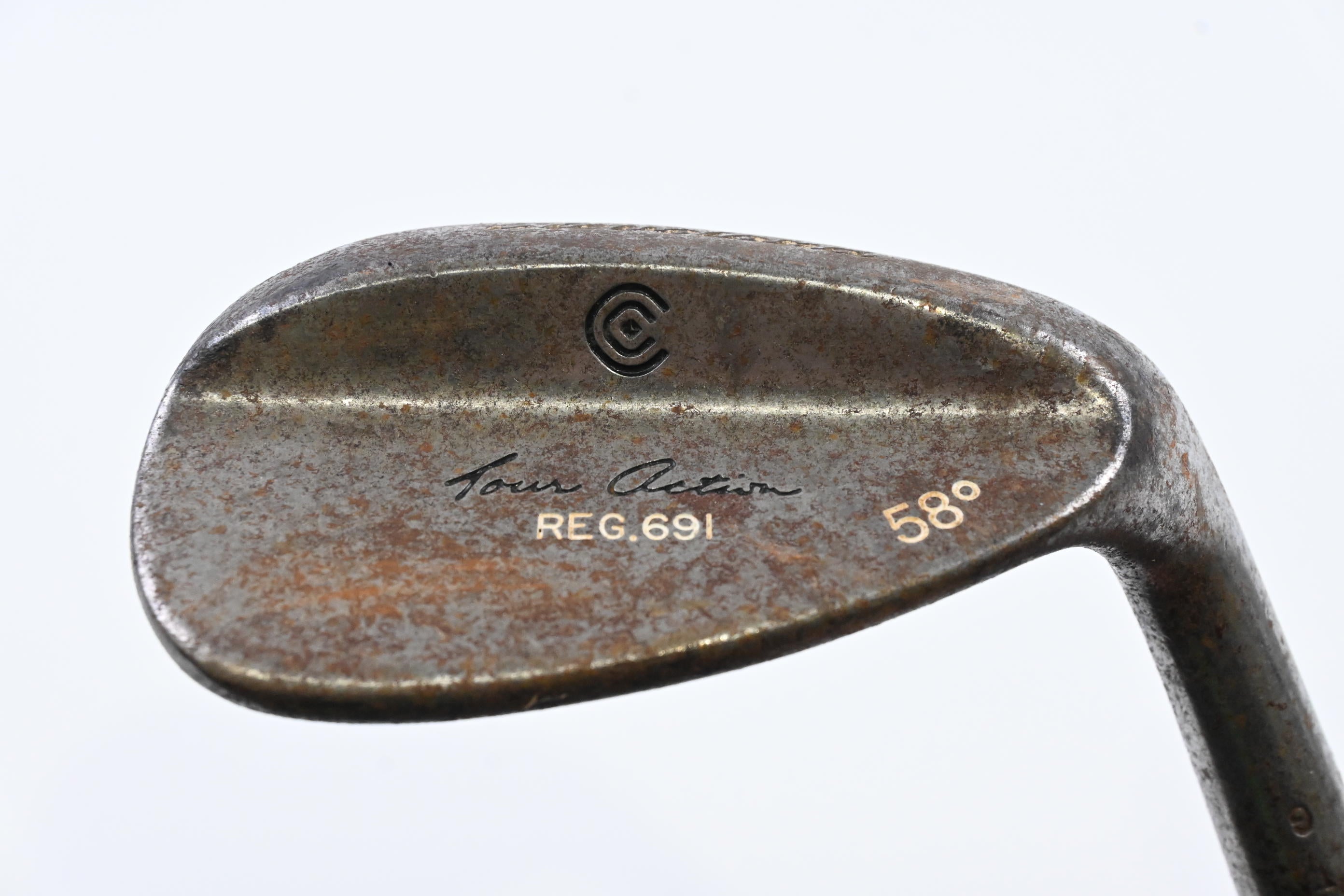 Cleveland 588 Tour Action Lob Wedge / 58 Degree / Wedge Flex Dynamic Gold Shaft