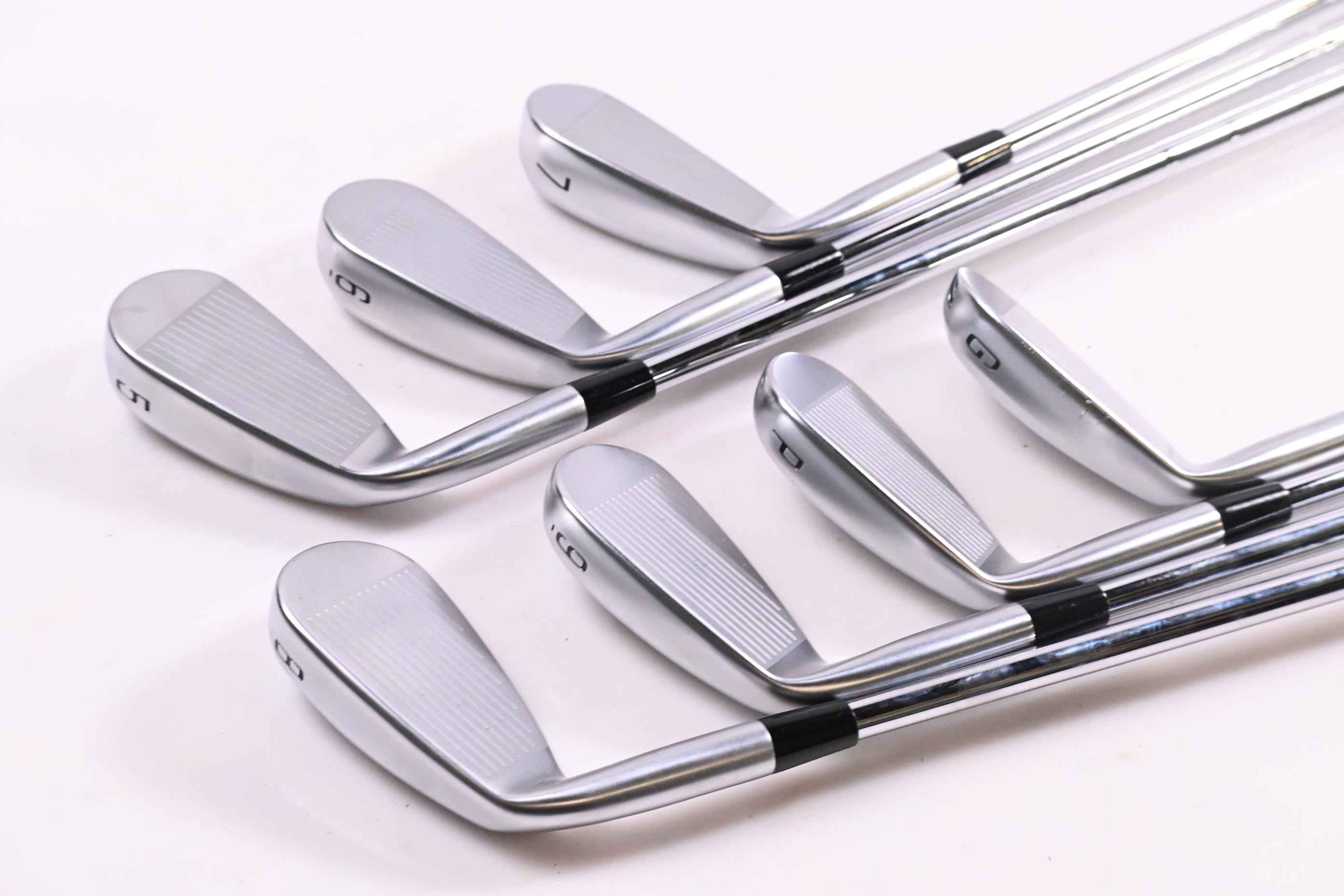 Mizuno JPX 925 Hot Metal Irons / 5-PW+GW / Regular Flex KBS Tour Lite Shafts