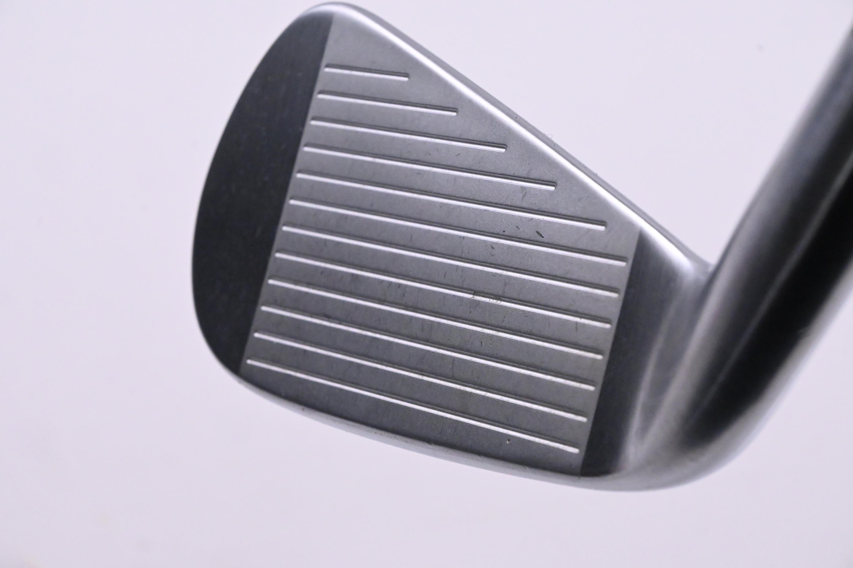 Titleist T200 2023 #4 Iron / 22 Degree / Regular Flex AMT Black R300 Shaft