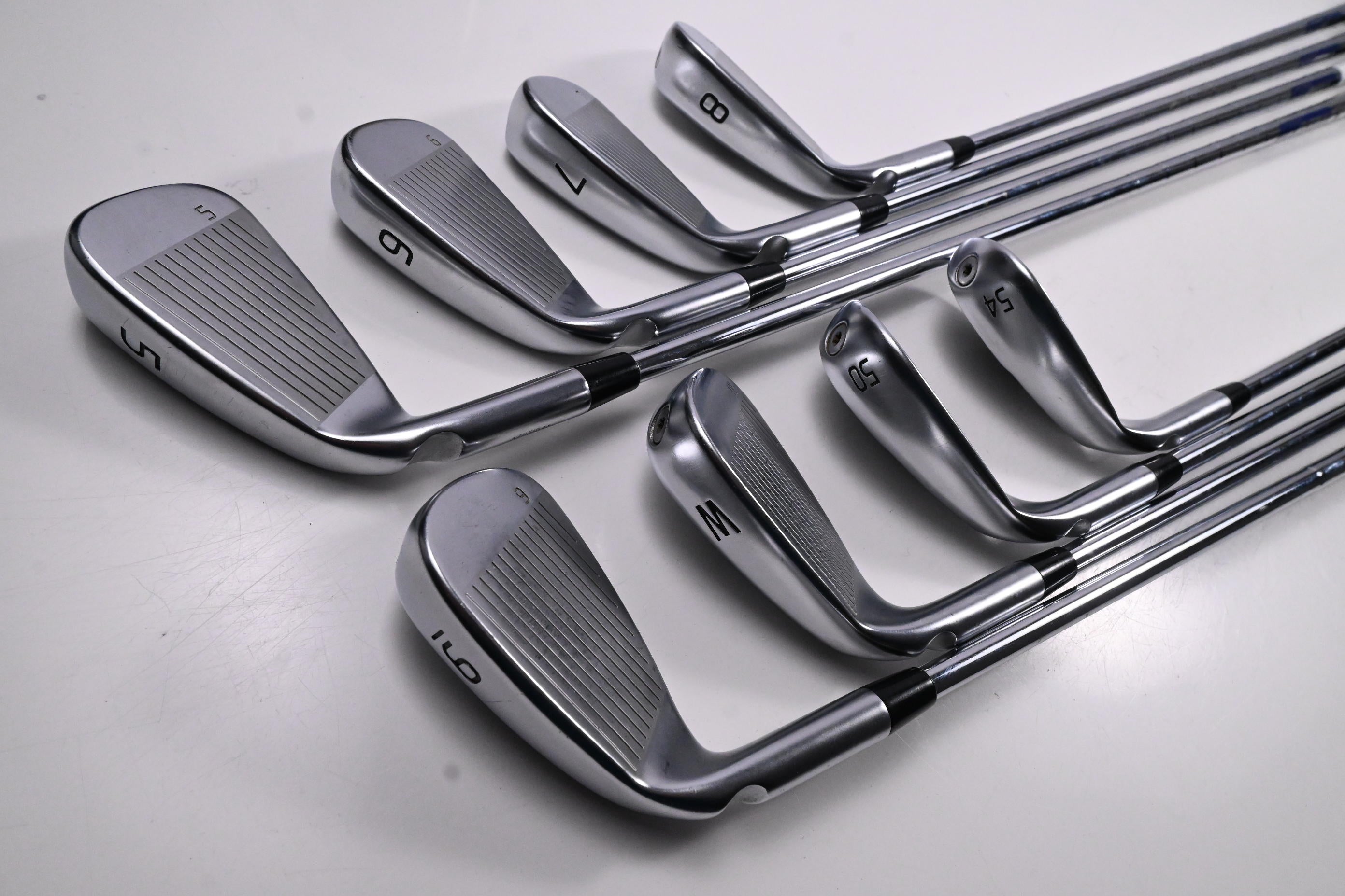 Ping G430 Irons / 5-PW+50°+54° / Black Dot / Regular Flex Ping AWT 2.0 Shafts