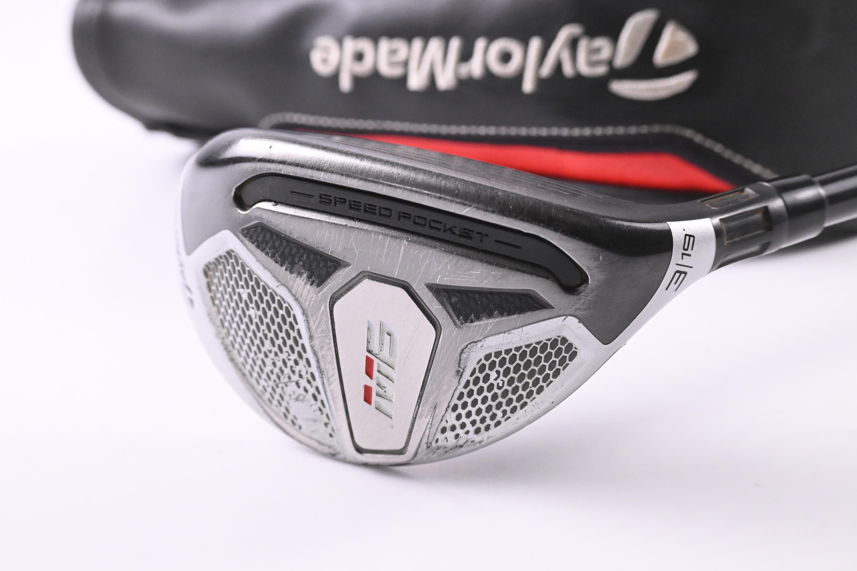 Taylormade M6 #3 Hybrid / 19 Degree / Regular Flex Fujikura Atmos Orange 6 Shaft