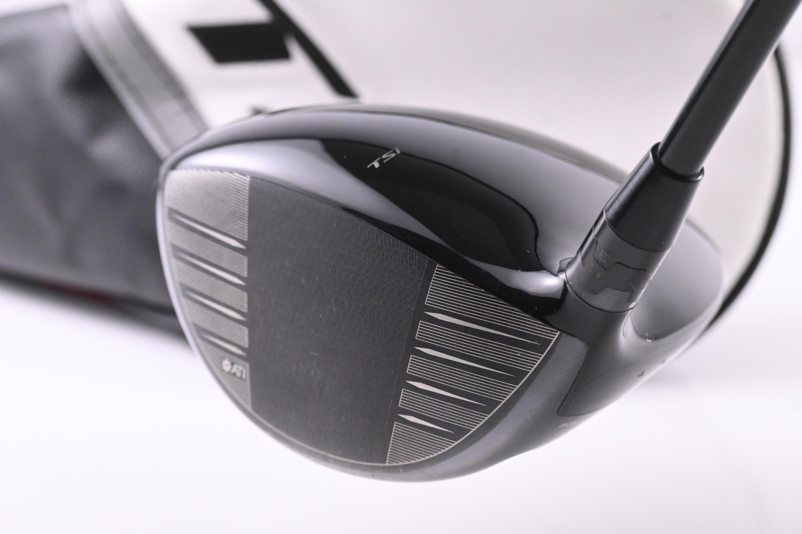 Titleist TSi2 Driver / 10 Degree / Stiff Flex Tensei AV RAW Blue 55 Shaft w/ SFW