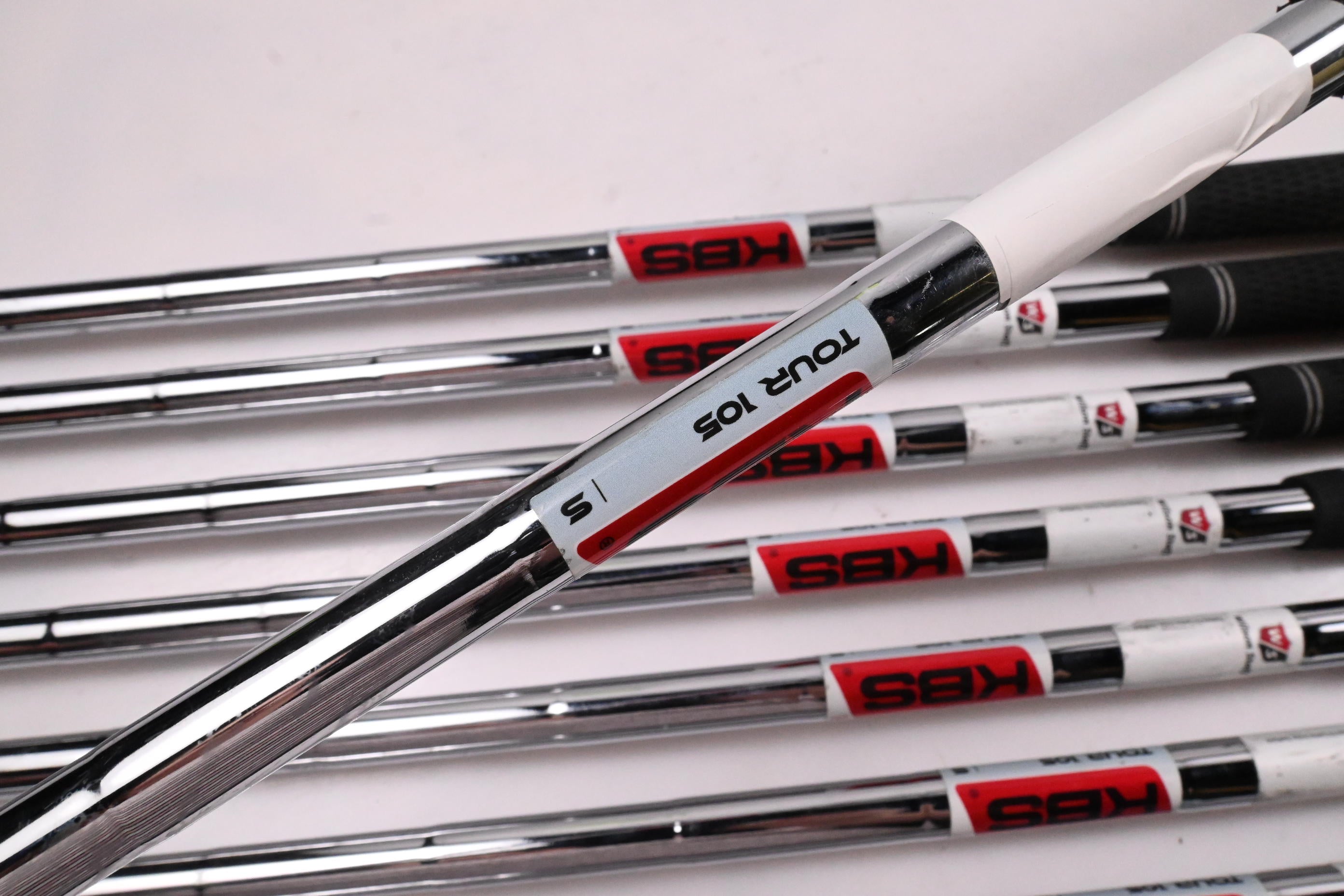 Wilson D7 Irons / 4-PW+GW / Stiff Flex KBS Tour 105 Shafts
