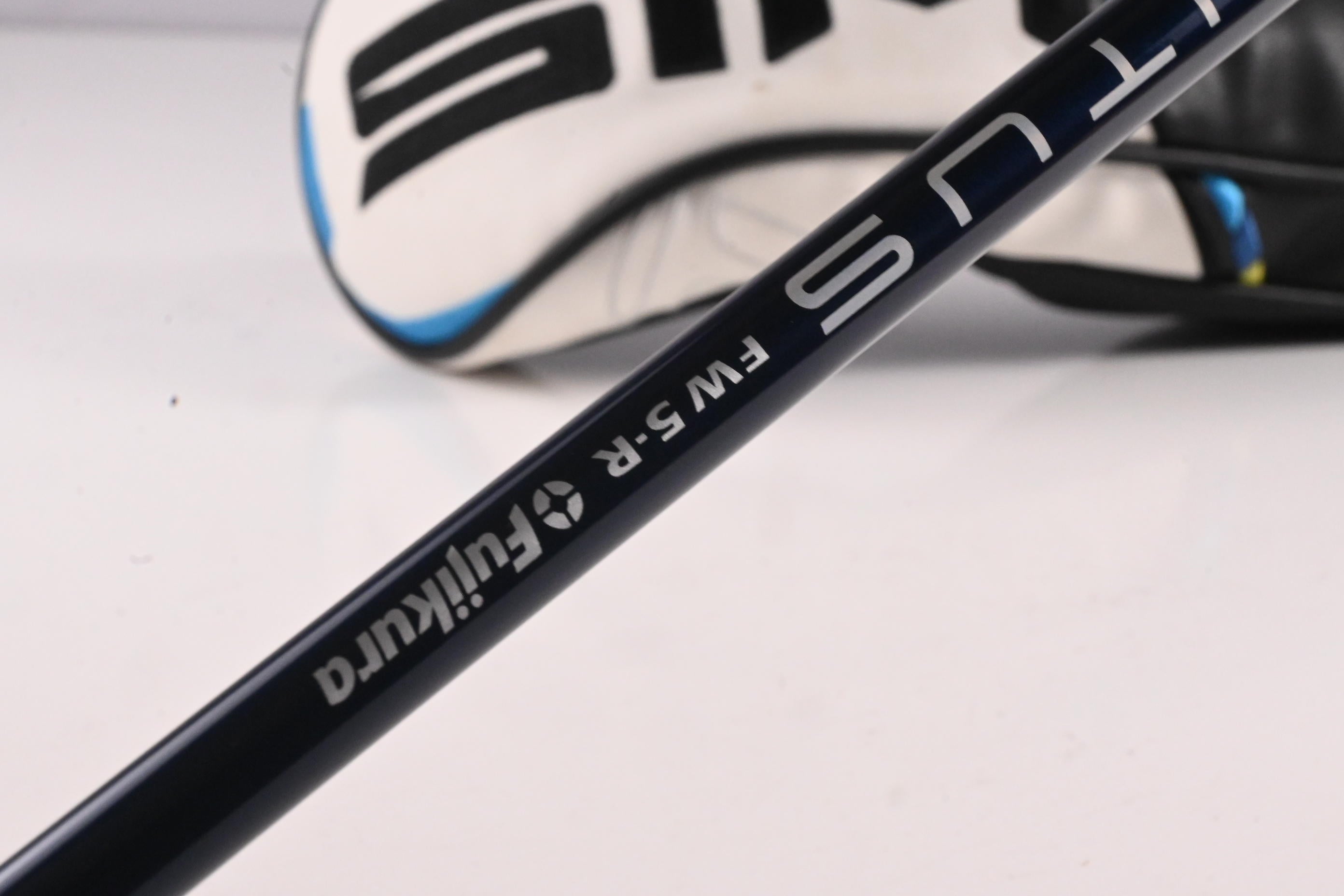 Taylormade SIM2 Max #5 Wood / 18 Degree / Regular Flex Ventus Blue 5 Shaft