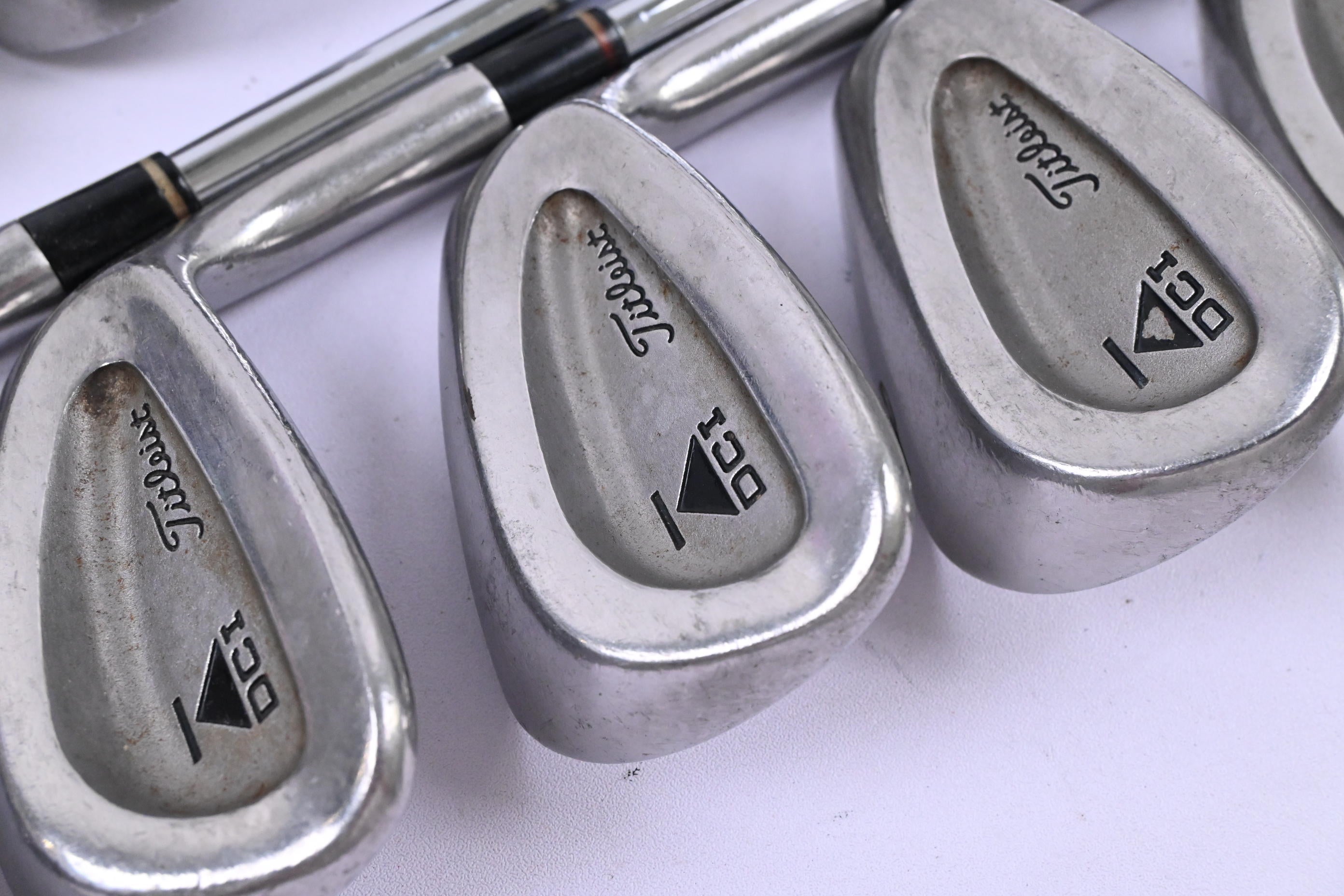 Titleist DCI Black Irons / 3-PW+SW / Regular Flex Titleist Tri-Spec Shafts