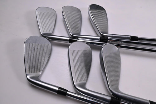 Cleveland Launcher XL Irons / 6-PW+GW / Regular Flex Elevate MPH 95 Shafts