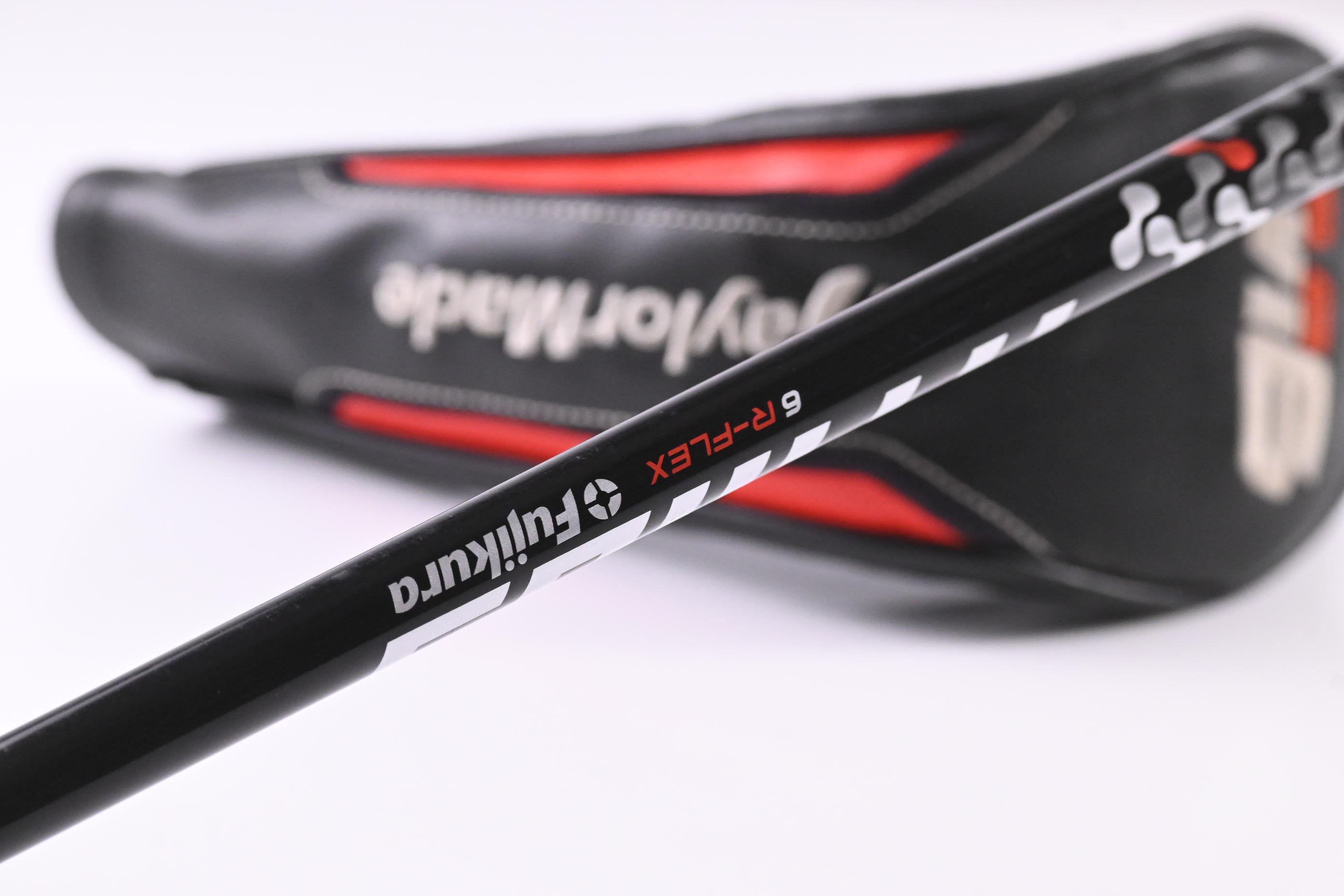 Taylormade M6 #3 Hybrid / 19 Degree / Regular Flex Fujikura Atmos Orange 6 Shaft