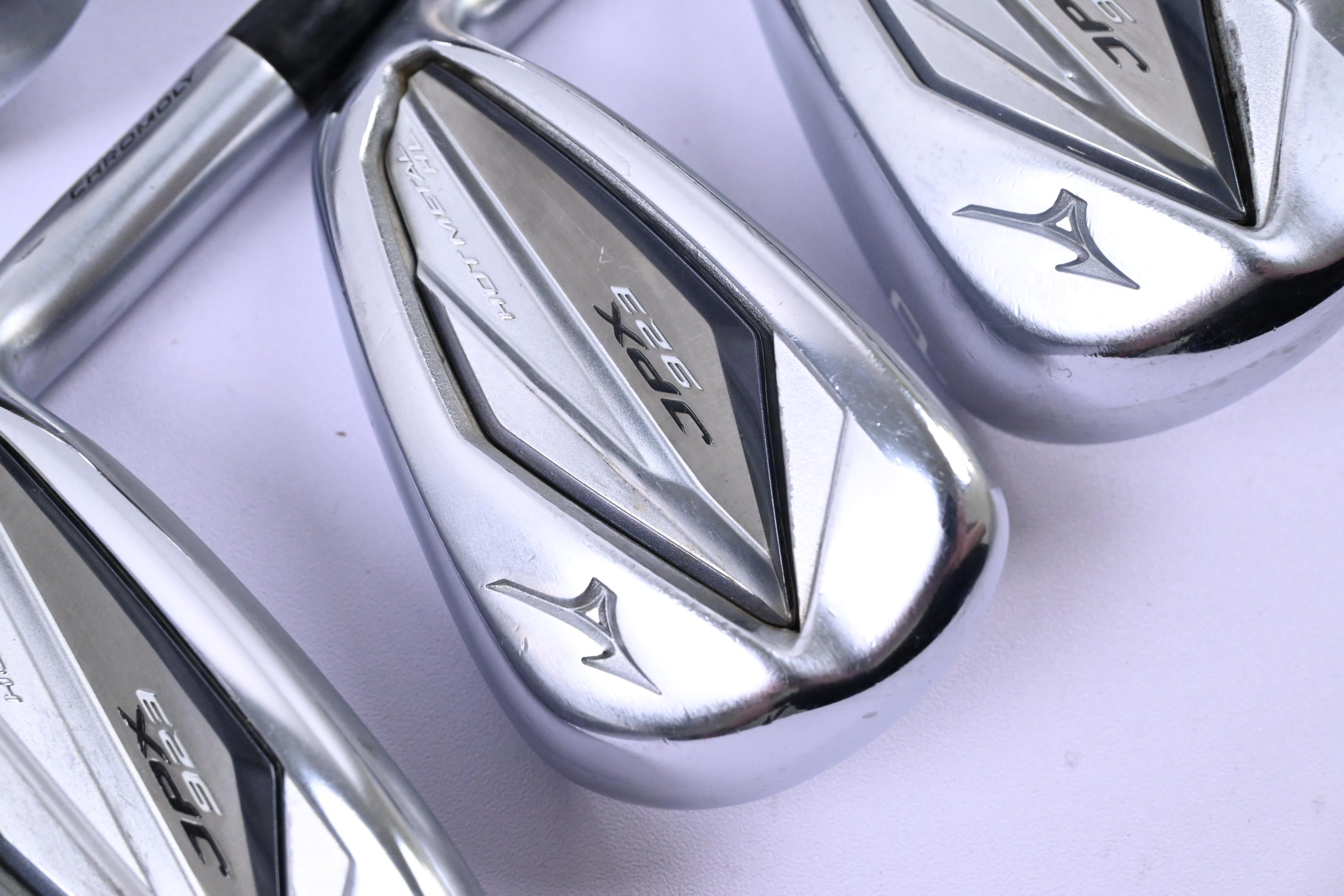 Mizuno JPX 923 Hot Metal HL Irons / 6-PW / Regular Flex UST Recoil ESX 46