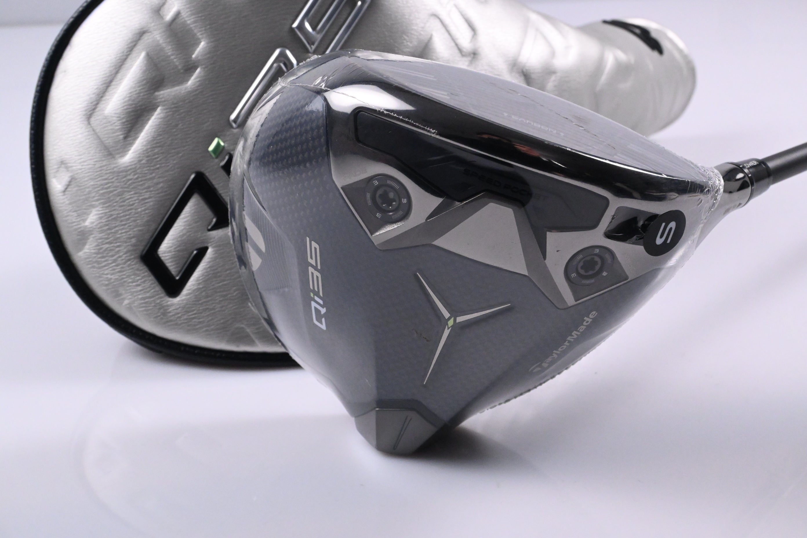 Taylormade Qi35 LS Driver / 9 Degree / Stiff Flex Fujikura Ventus Blue 5 Shaft