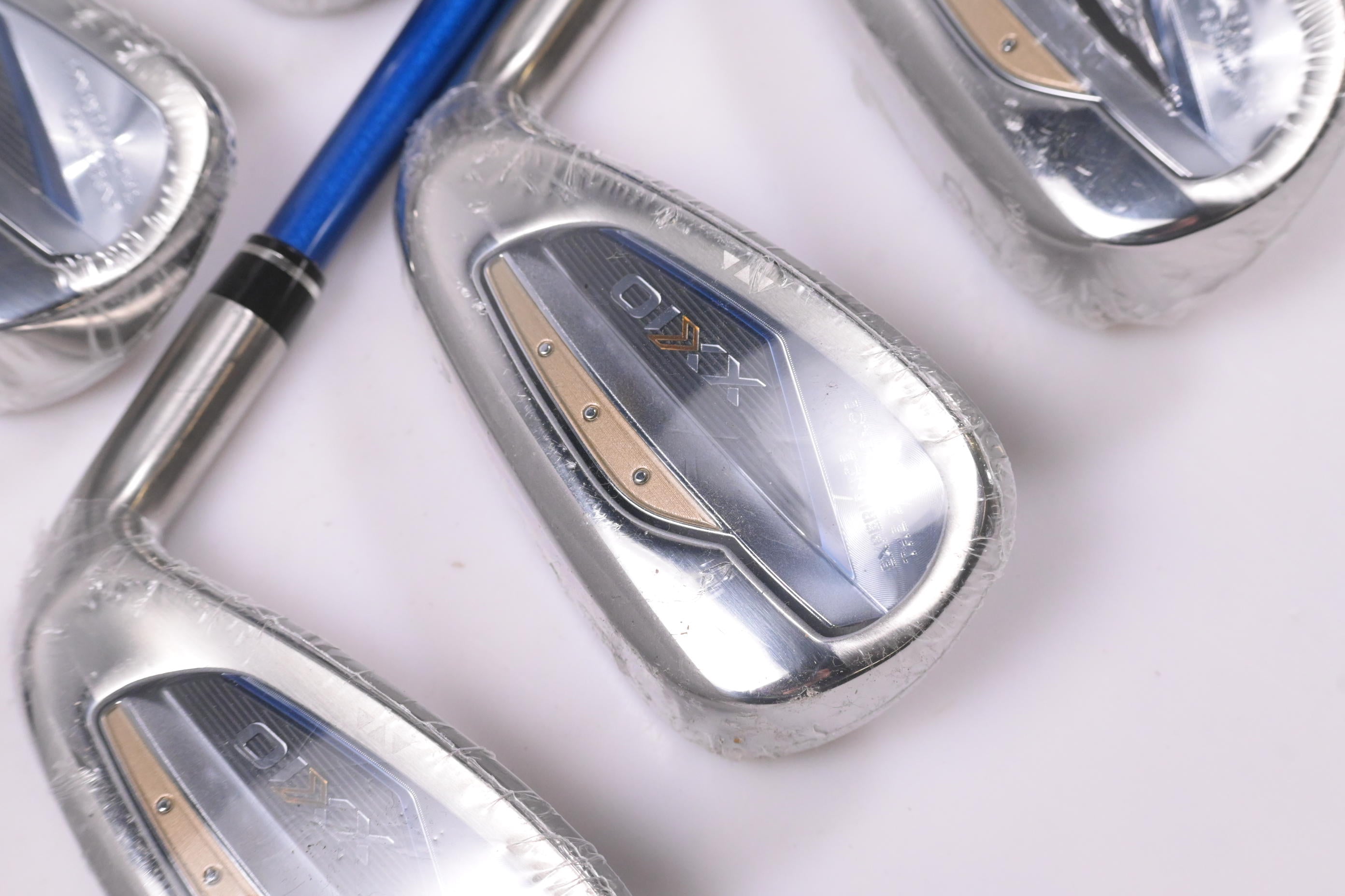 XXIO 13 Irons / 6-PW / Regular Flex XXIO MP1300 47 Shafts