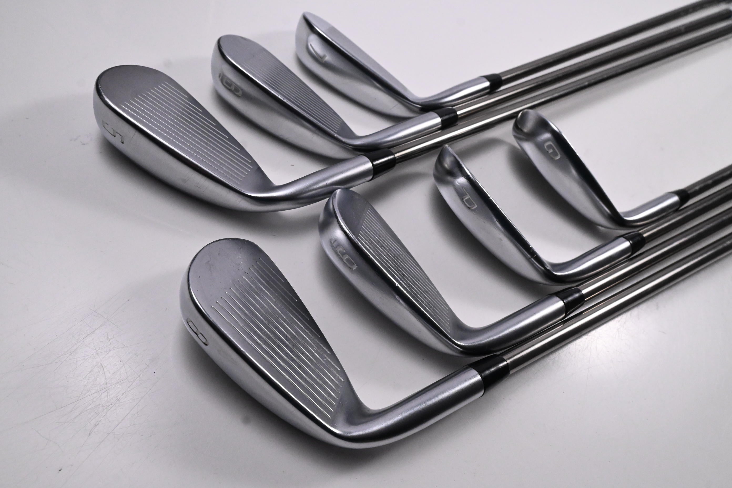 Mizuno JPX 923 Hot Metal HL Irons / 5-PW+GW / Regular Flex Recoil ESX 460