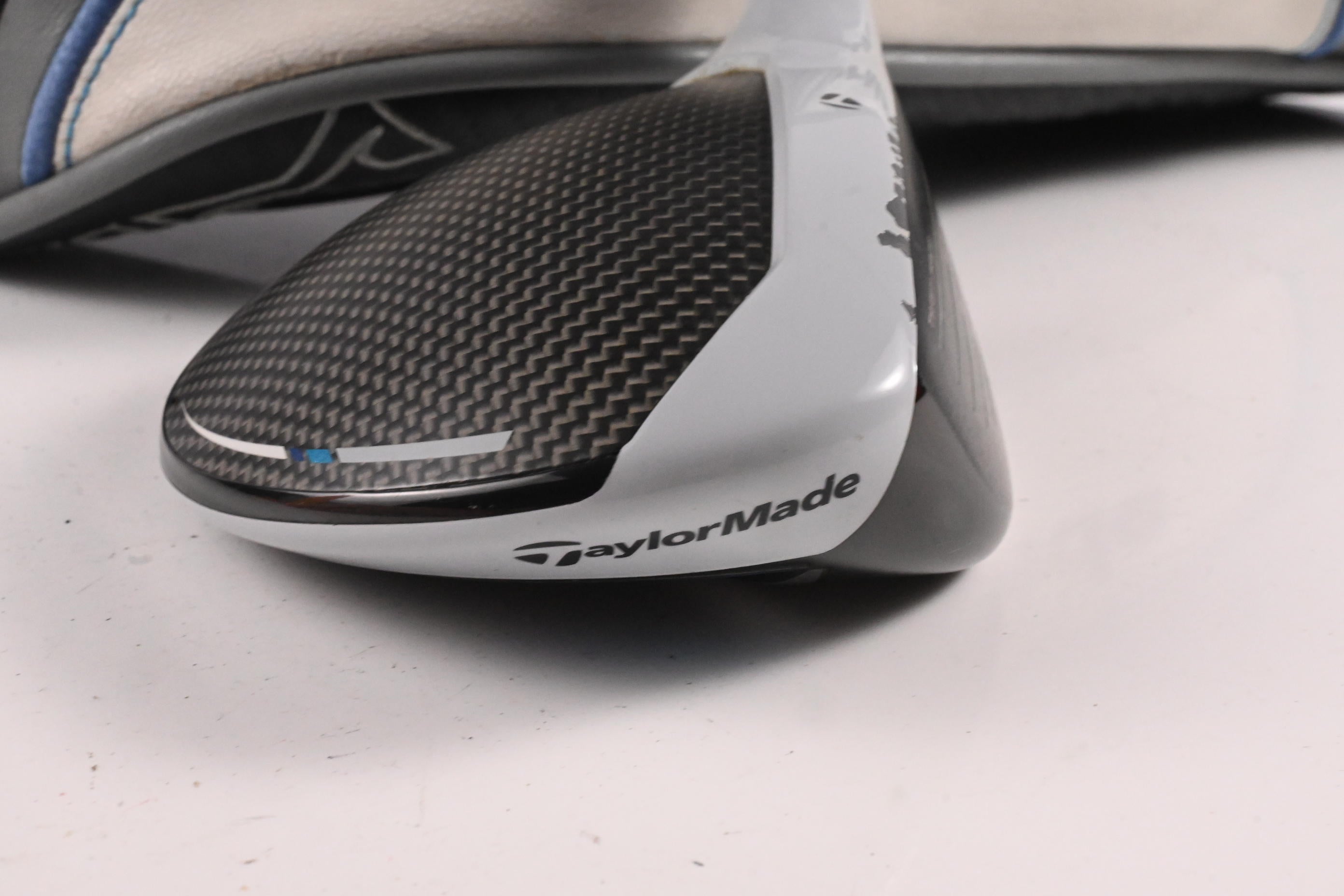 Taylormade SIM Max #5 Wood / 18 Degree / Regular Flex Ventus Blue 5 Shaft