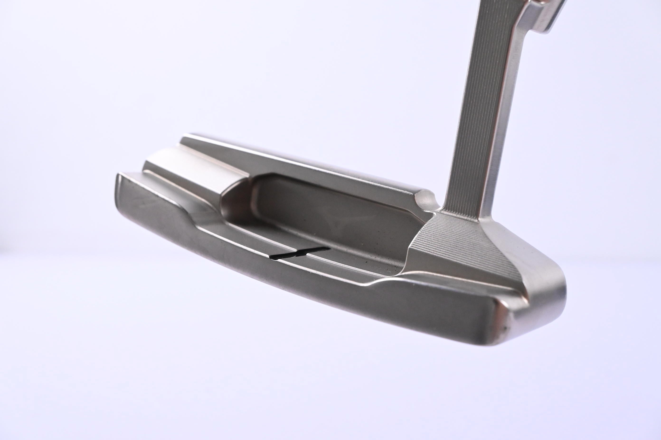 Left Hand Mizuno M-Craft OMOI 02 Putter / 35 Inch