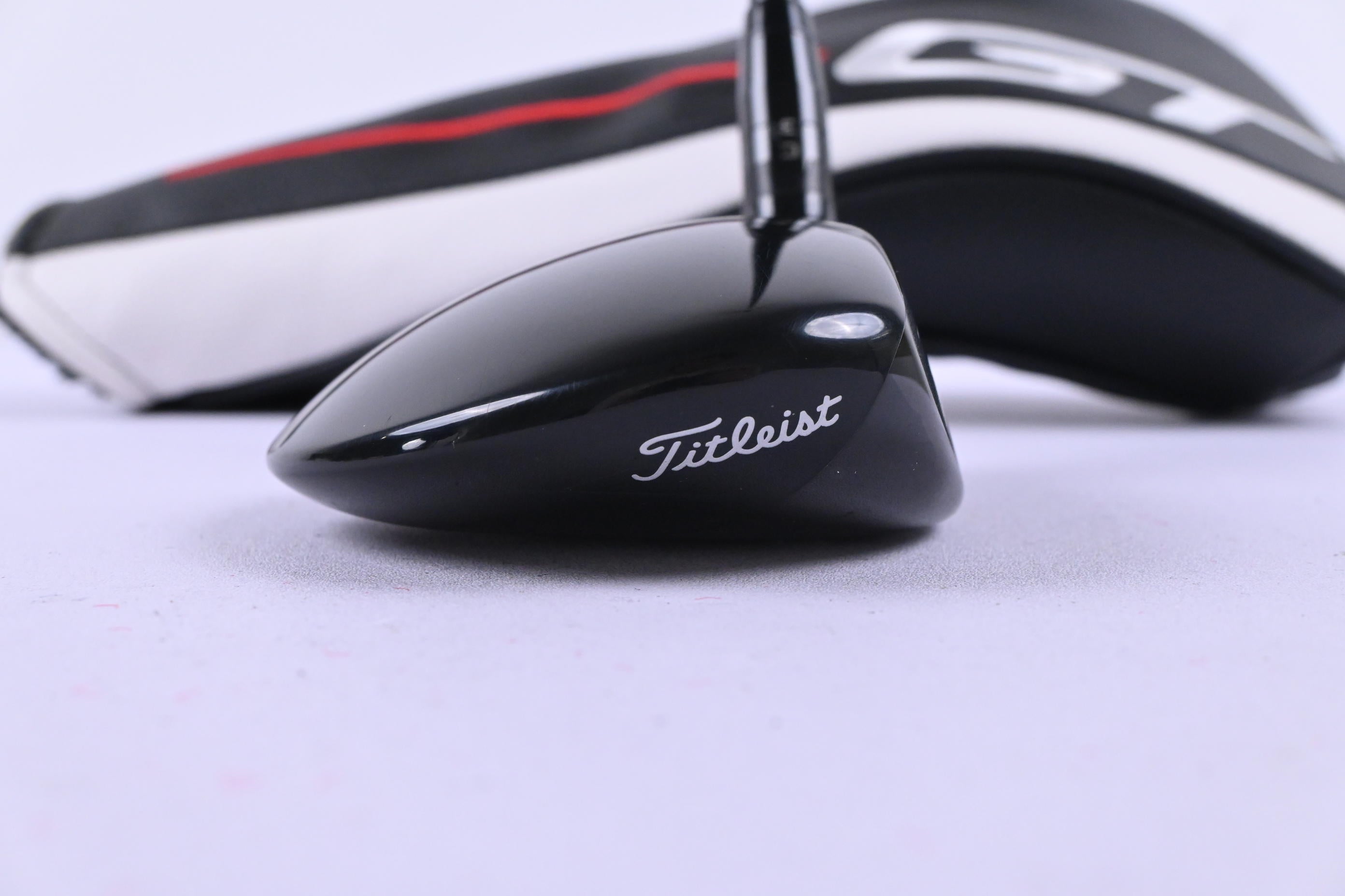 Titleist GT2 #3 Wood / 16.5 Degree / Stiff Flex HZRDUS Smoke Black RDX 70 Shaft