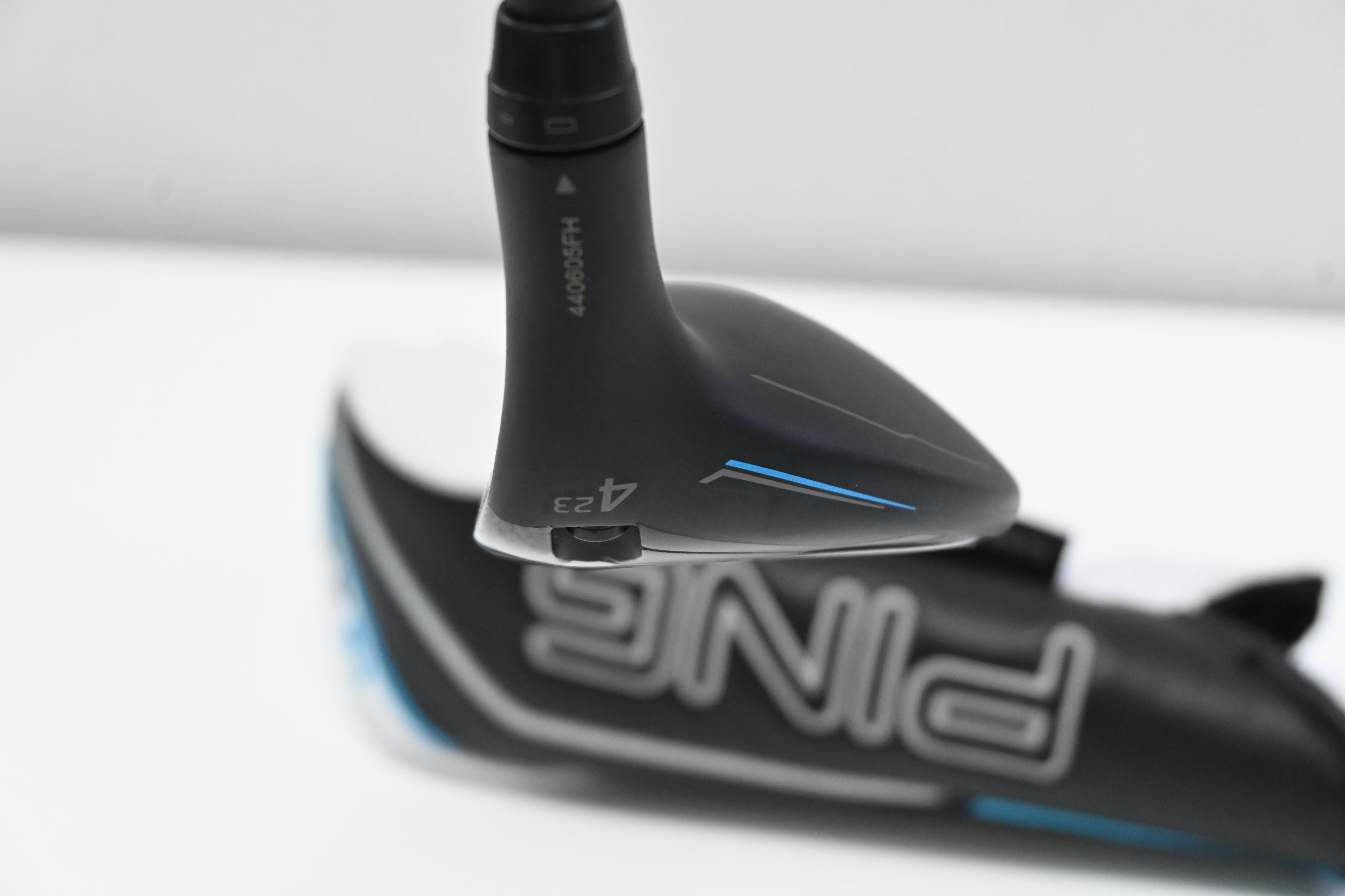 Ping G440 #4 Hybrid / 23 Degree / X-Flex Tensei 1K Black 85 Shaft
