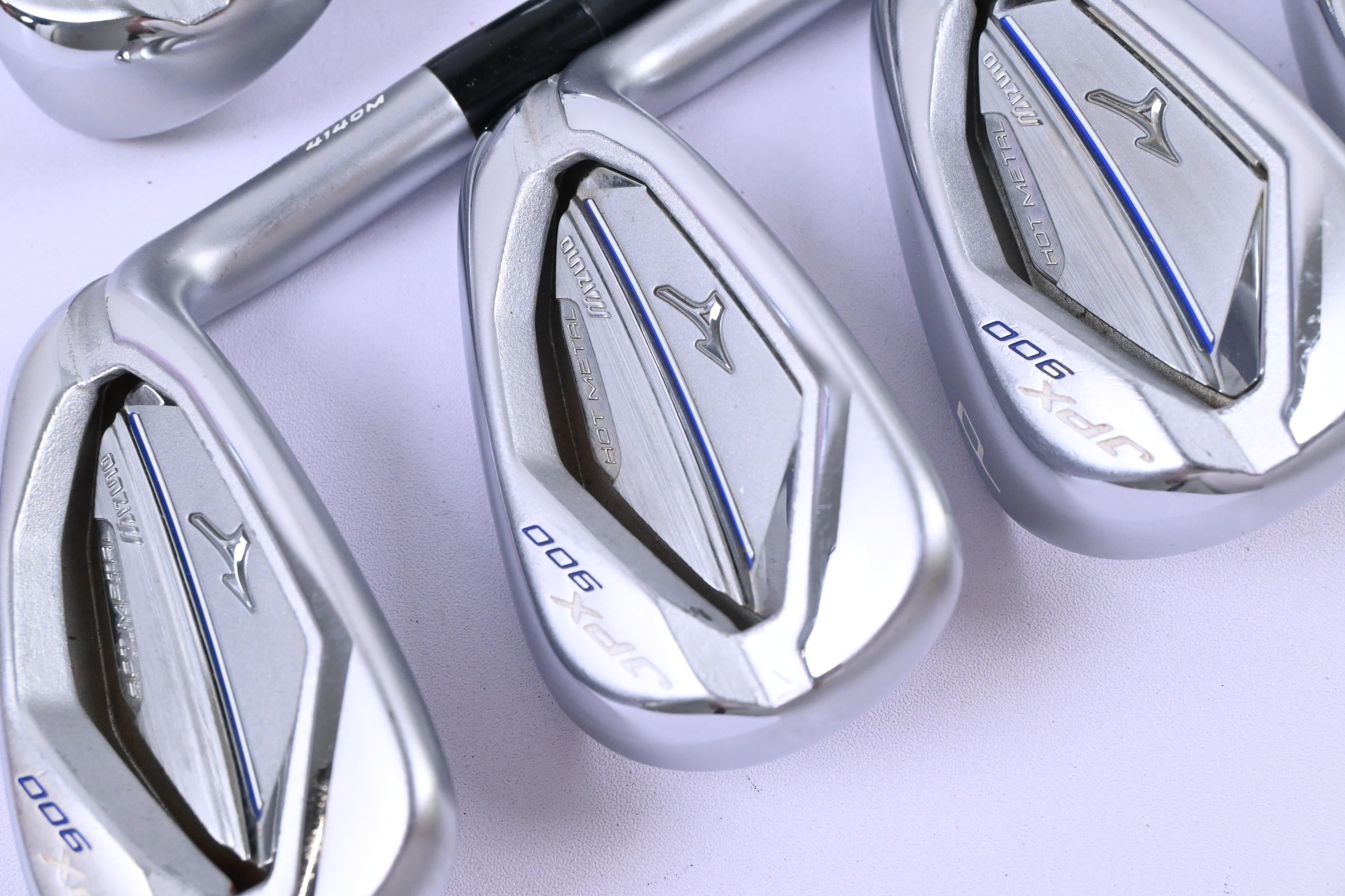 Mizuno JPX 900 Hot Metal Irons / 5-PW+SW / Senior Flex Project X LZ 70 Shafts