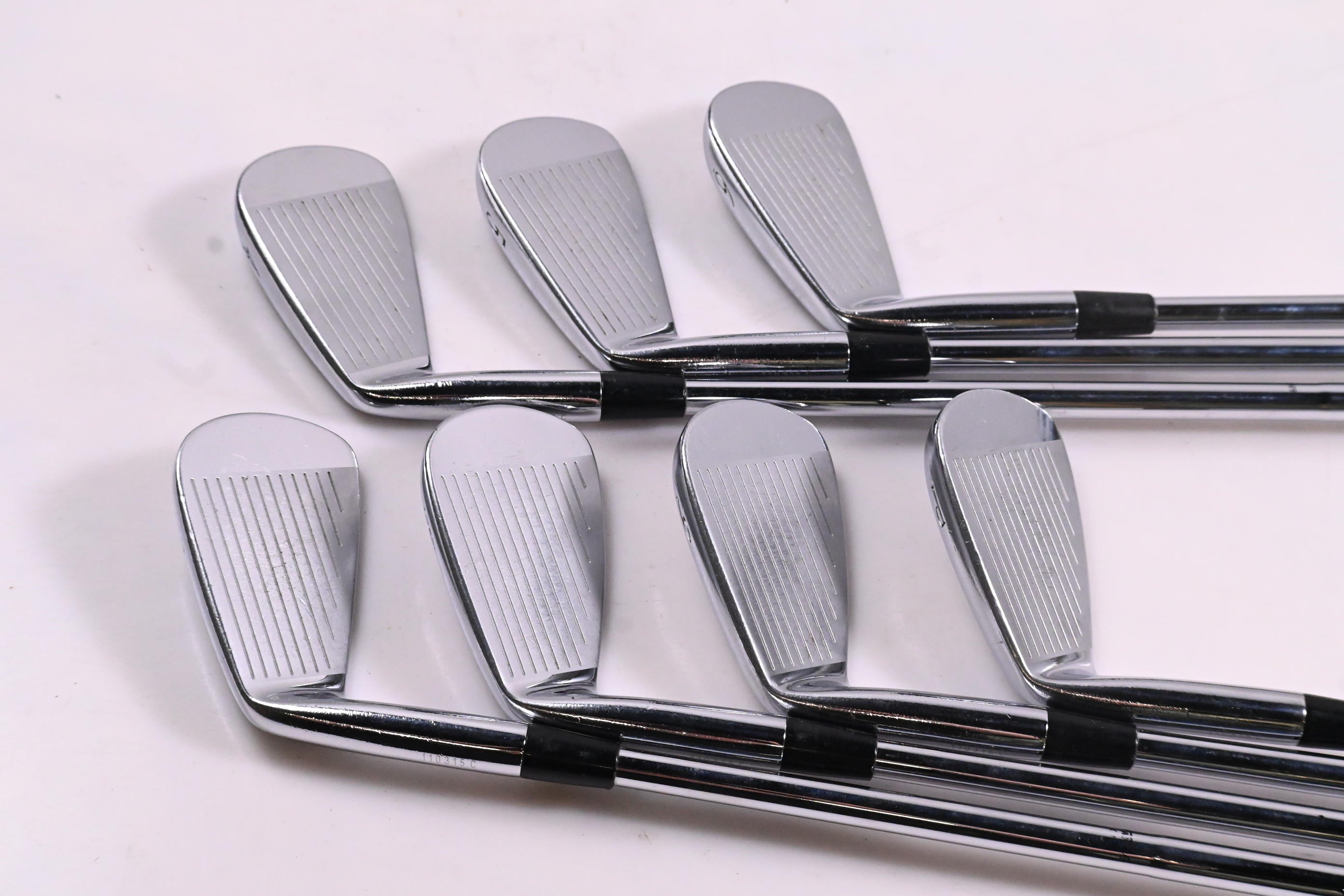 Mizuno MP-4 Irons / 4-PW / X-Flex Dynamic Gold X100U Shafts