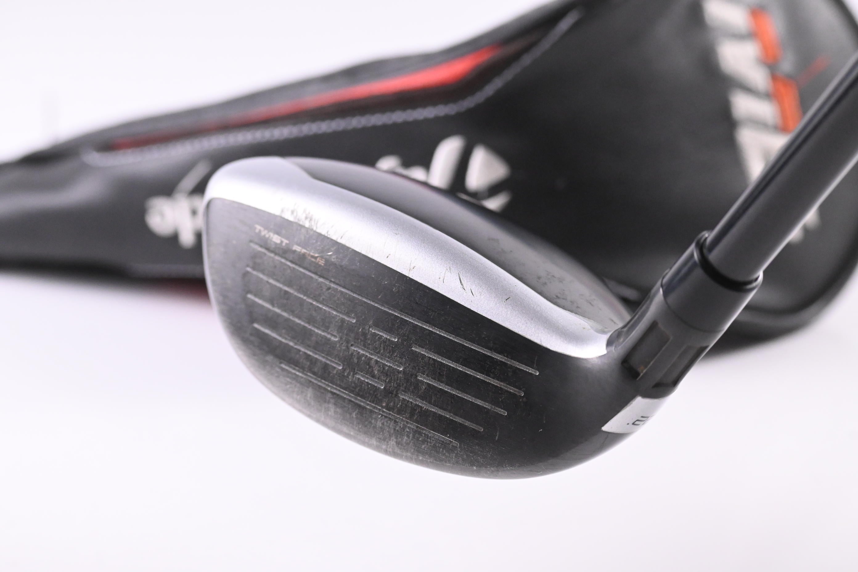 Taylormade M6 #4 Hybrid / 22 Degree / Stiff Flex Fujikura Atmos Orange 7 Shaft