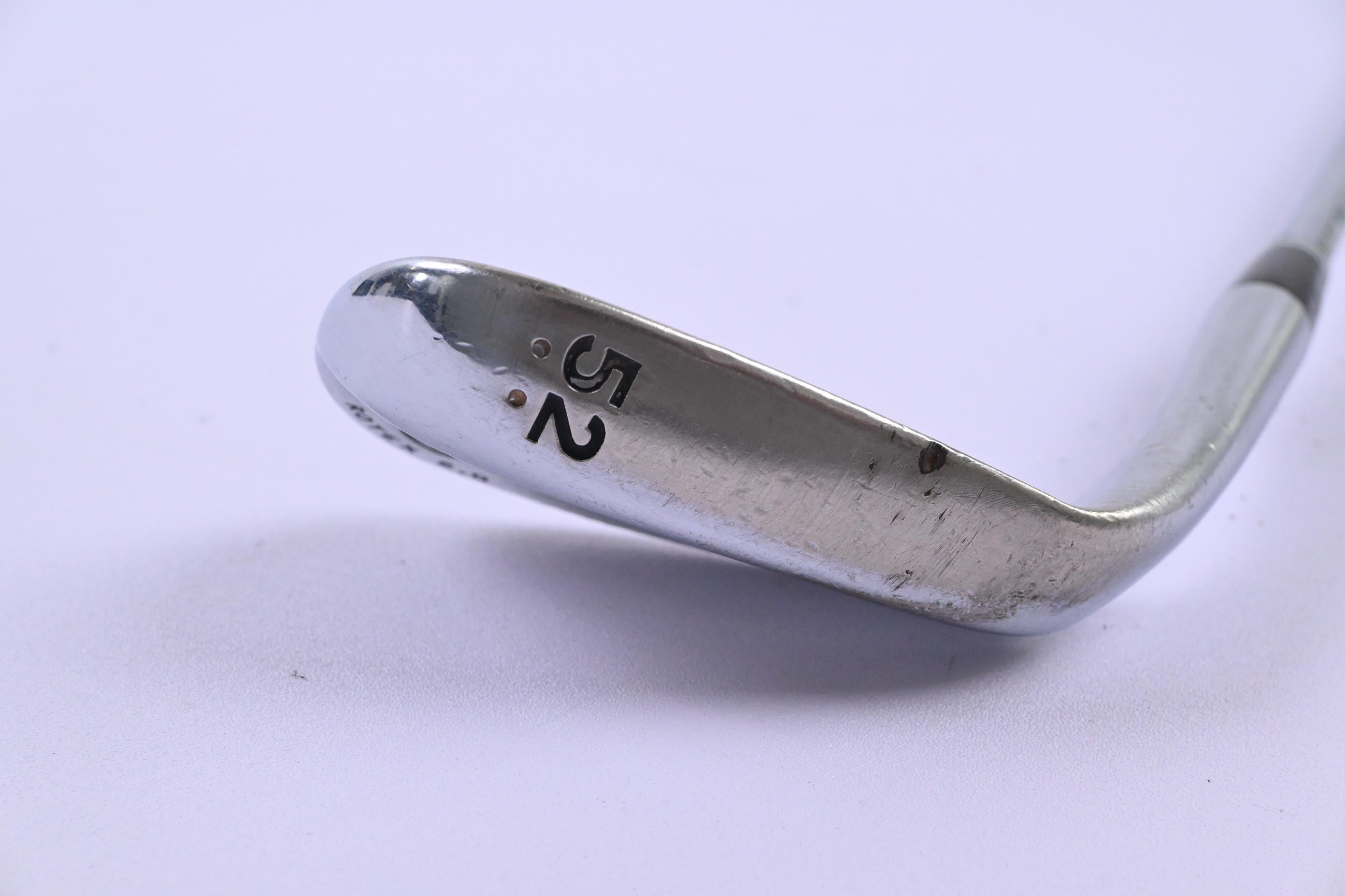 Cleveland 588 RTX 2.0 Gap Wedge / 52 Degree / Wedge Flex Dynamic Gold Shaft