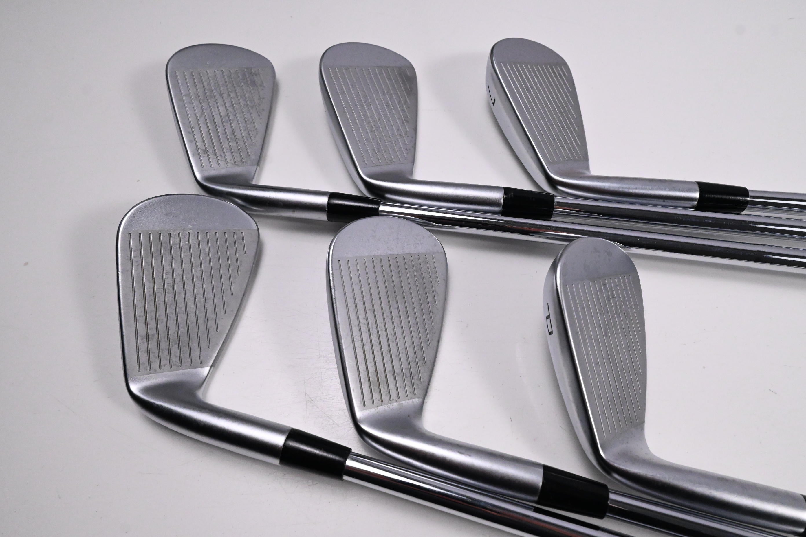 Mizuno JPX 925 Forged Irons / 5-PW / X-Flex Dynamic Gold X100 Shafts