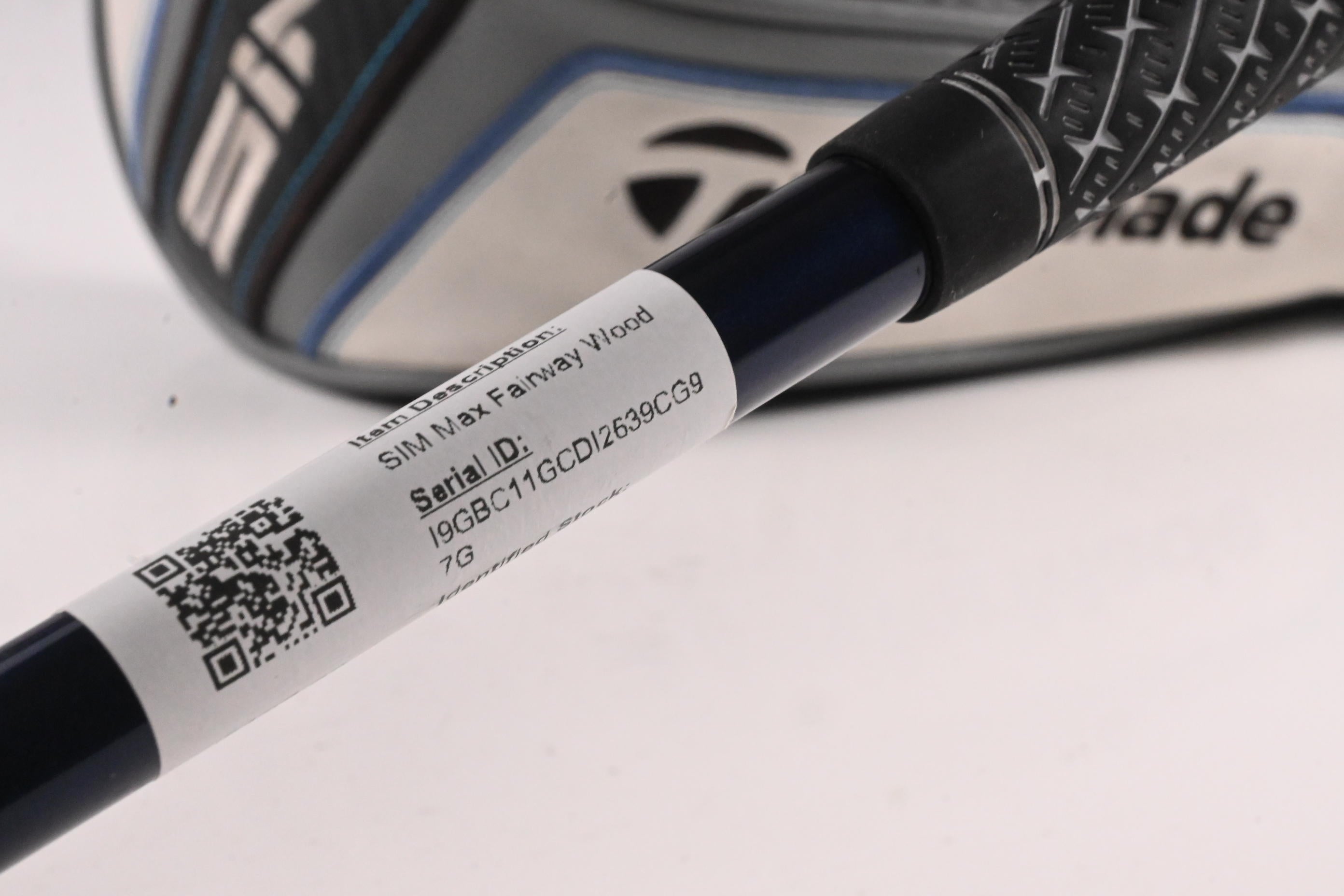 Taylormade SIM Max #5 Wood / 18 Degree / Regular Flex Ventus Blue 5 Shaft