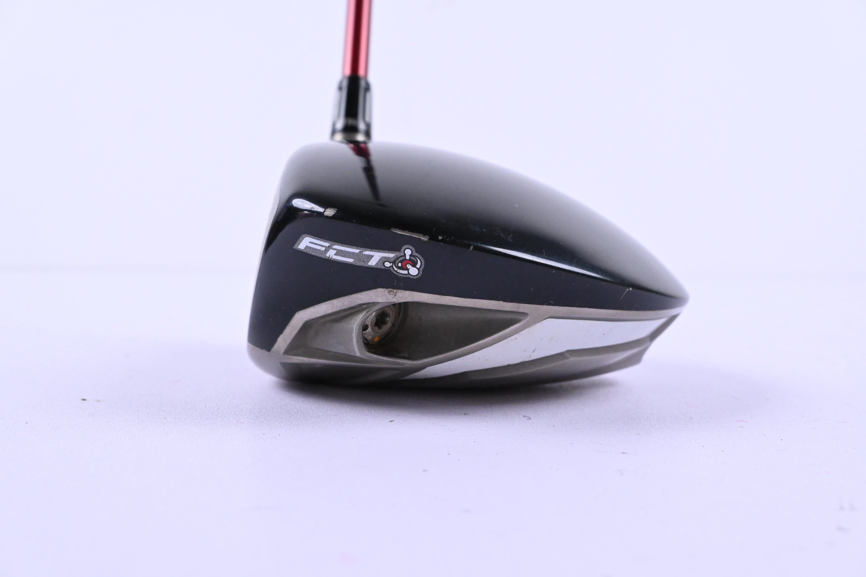 Left Hand Taylormade R9 Driver / 10.5 Degree / Regular Flex Motore 65 Shaft