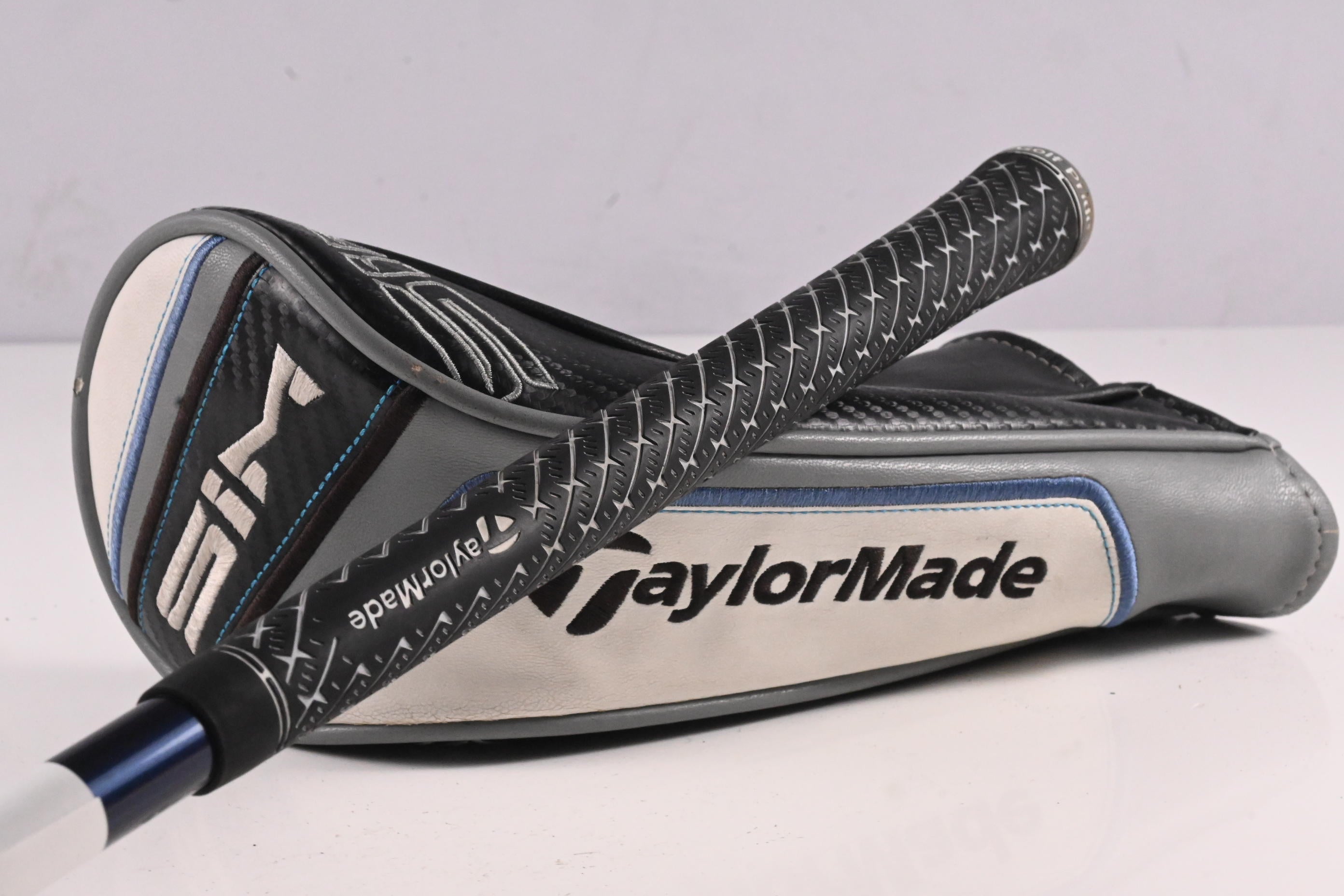 Taylormade SIM Max #5 Wood / 18 Degree / Regular Flex Ventus Blue 5 Shaft