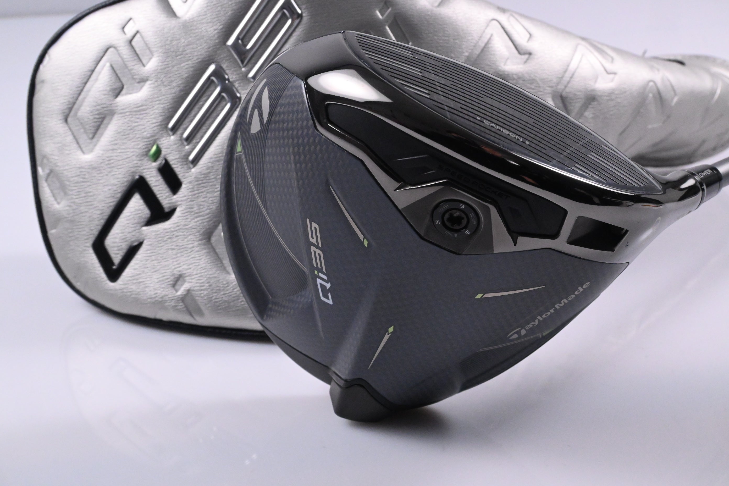 Taylormade Qi35 Driver / 9 Degree / Regular Flex Fujikura Air Speedder 50 Shaft