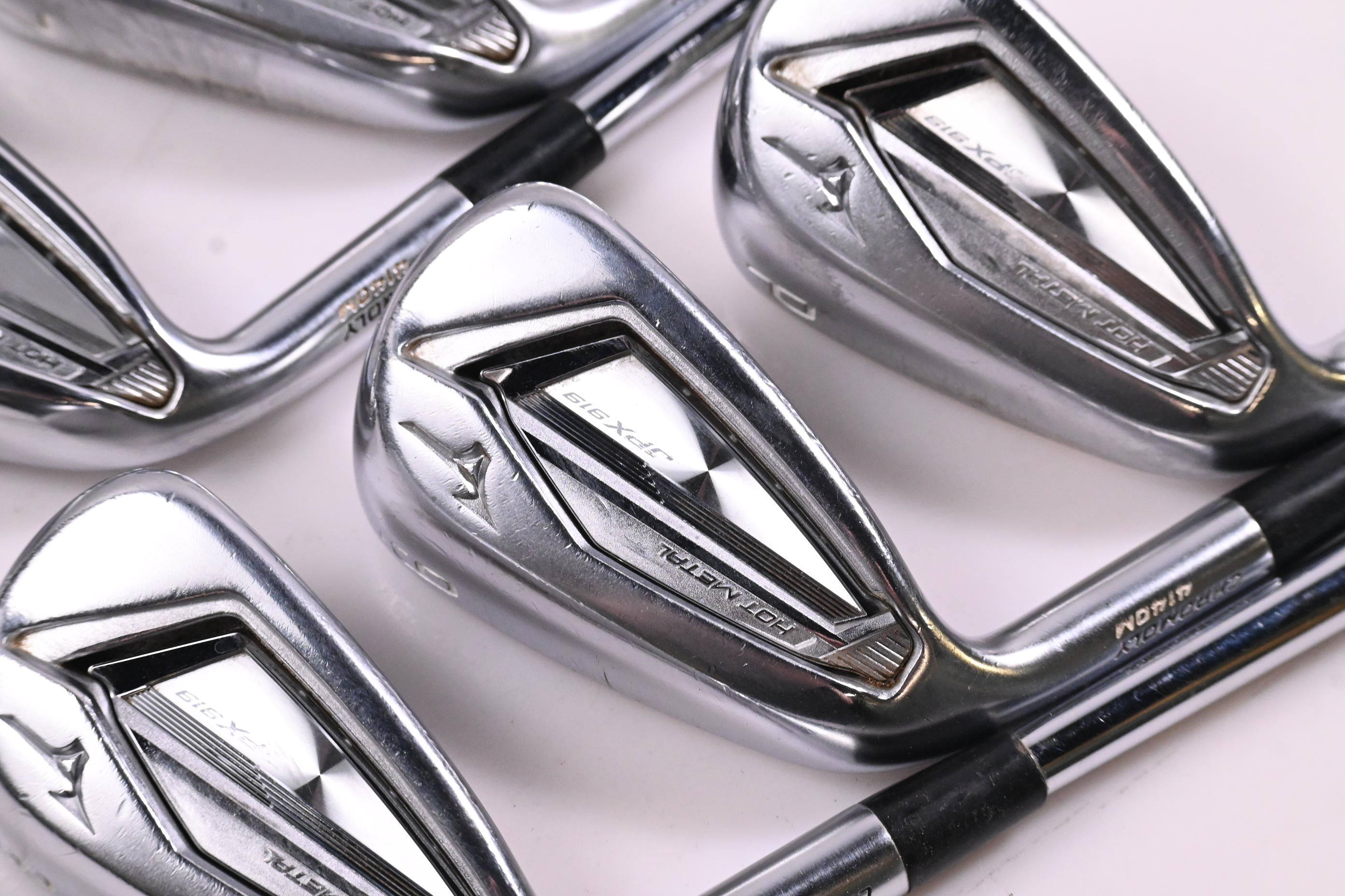 Left Hand Mizuno JPX 919 Hot Metal Irons / 6-PW / Regular Flex Dynamic Gold 105