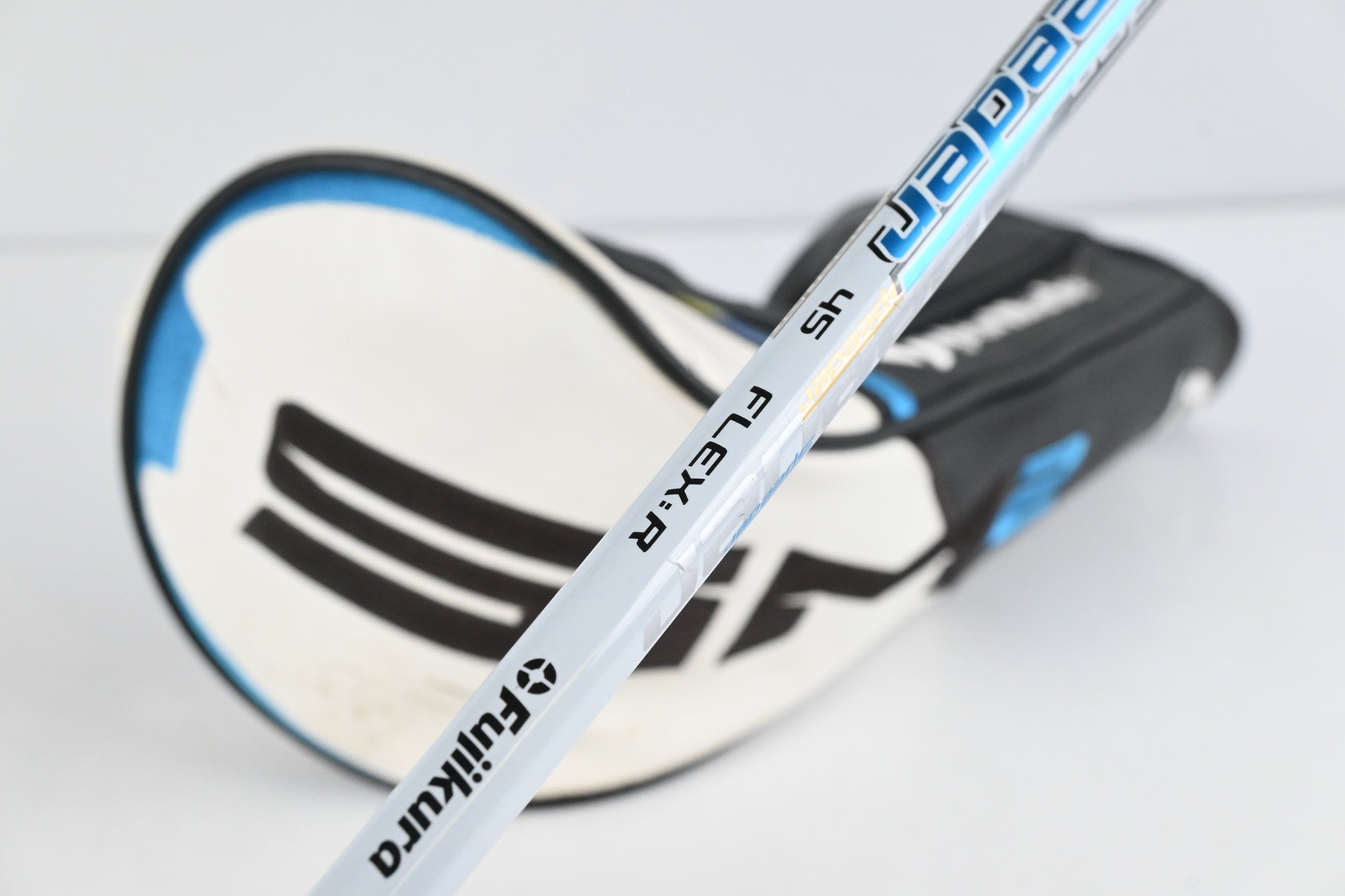 Taylormade SIM2 Max D Driver / 10.5 Degree / Regular Flex Fujikura Air Speeder 45