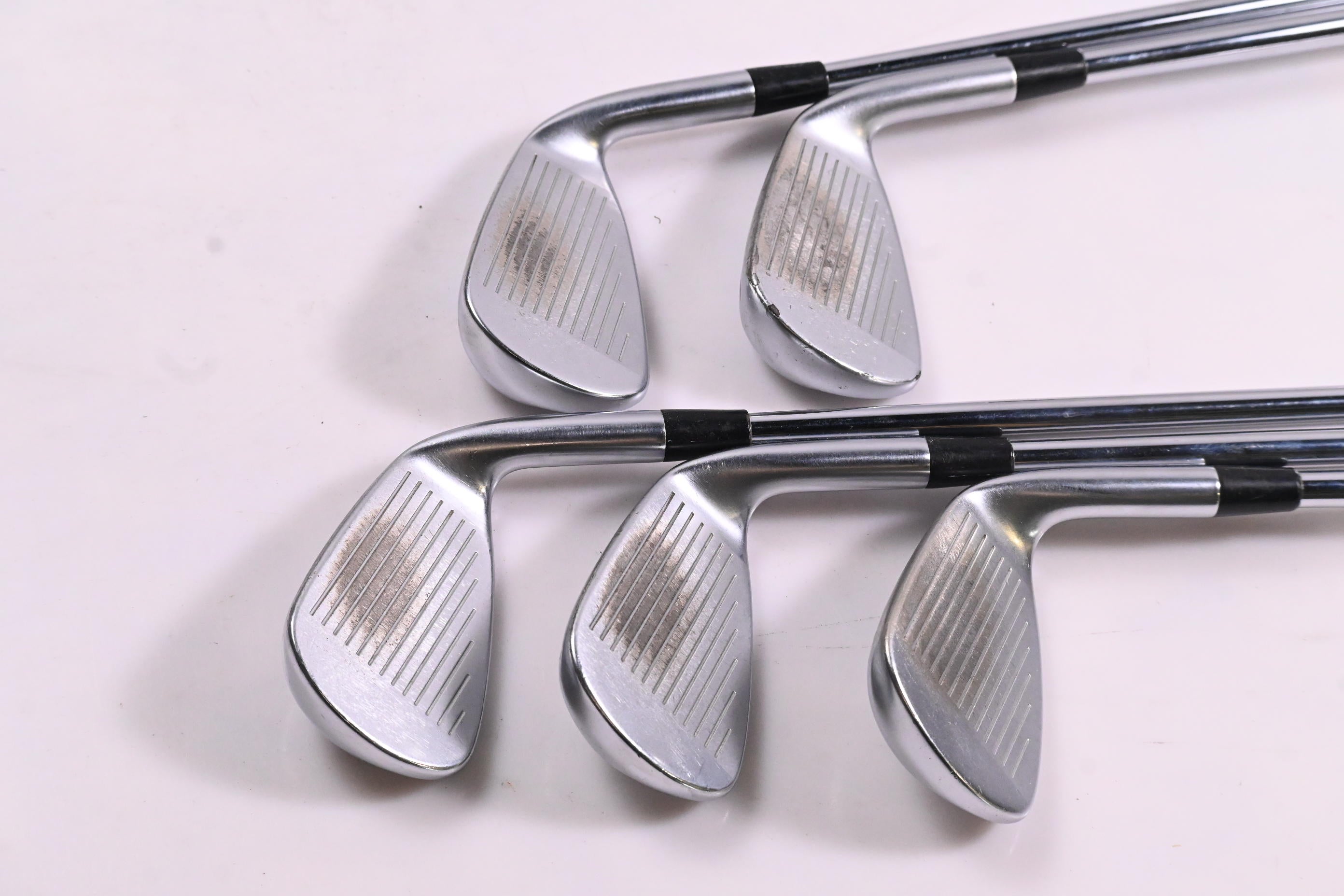 Left Hand Mizuno JPX 919 Hot Metal Irons / 6-PW / Regular Flex Dynamic Gold 105