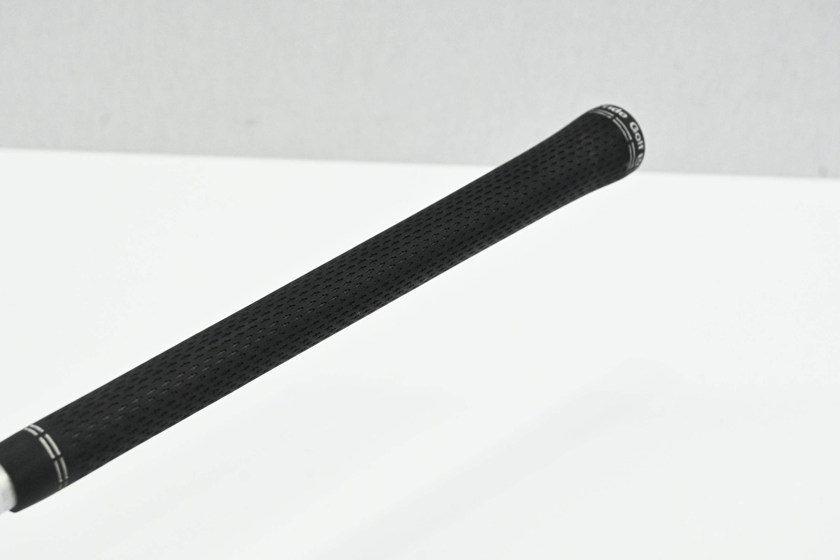 Graphite Design Tour AD IZ-7 #3 Wood Shaft / Stiff Flex / Titleist 2nd Gen
