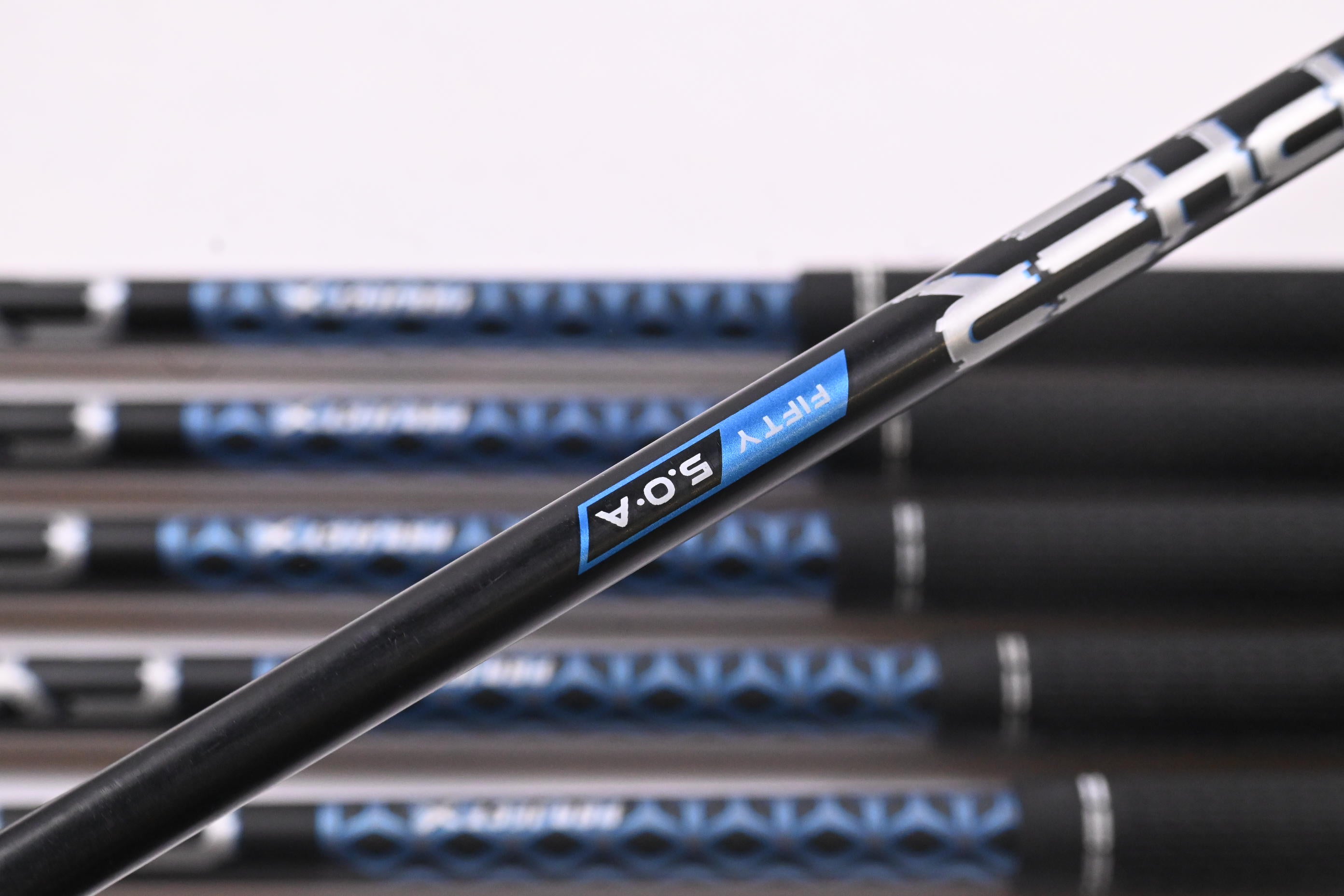 Cleveland Launcher XL Halo Irons / 6-PW+GW / Senior Flex Cypher 50 Shafts