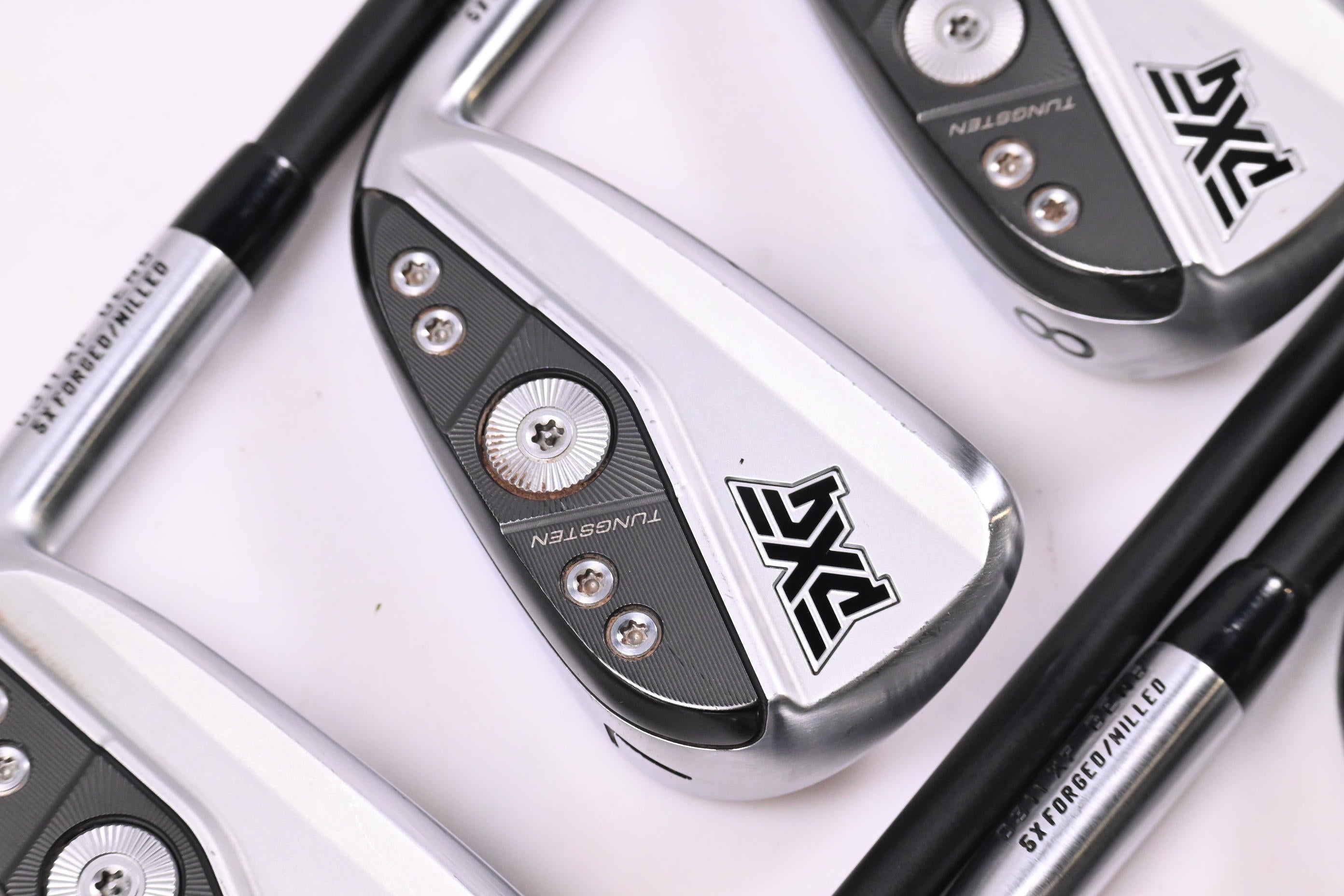 PXG 0311 XP Gen6 Irons / 6-PW+GW+SW / Regular Flex MMT 70 Shafts