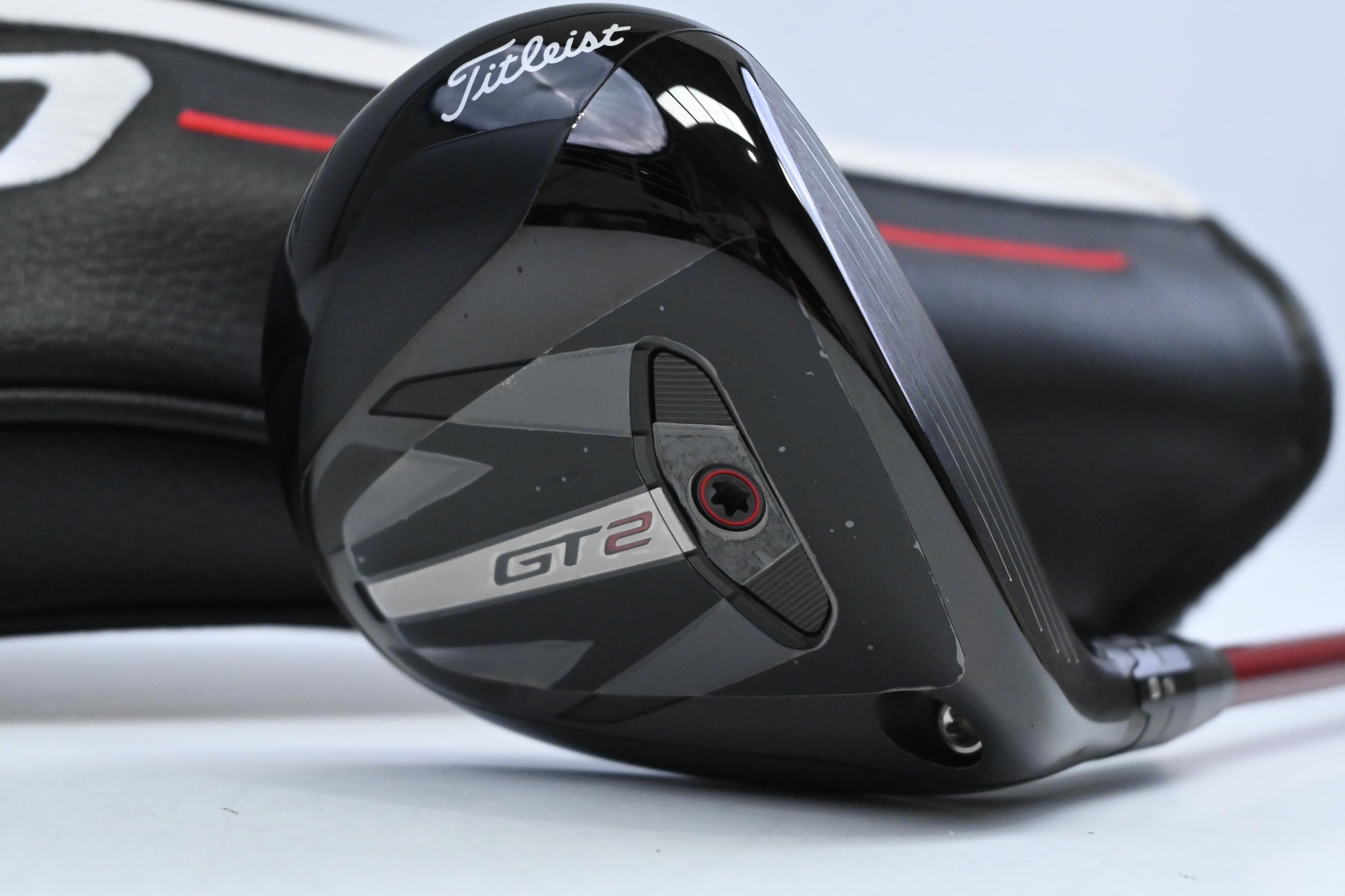 Titleist GT2 #5 Wood / 18 Degree / Regular Flex Denali Red 60 Shaft