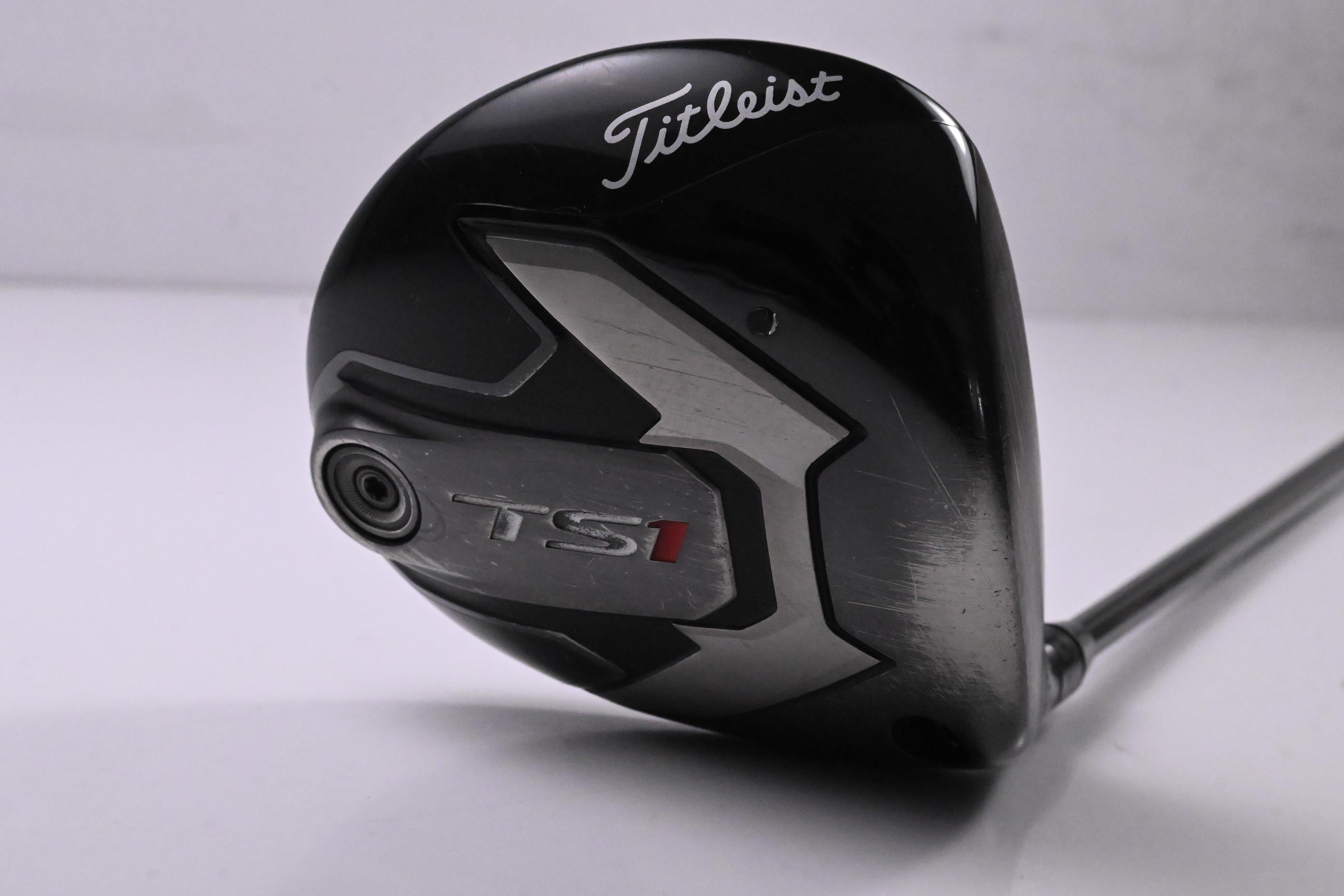 Titleist TS1 Driver / 10.5 Degree / Regular Flex Tensei AV Blue 55 Shaft w/SFW