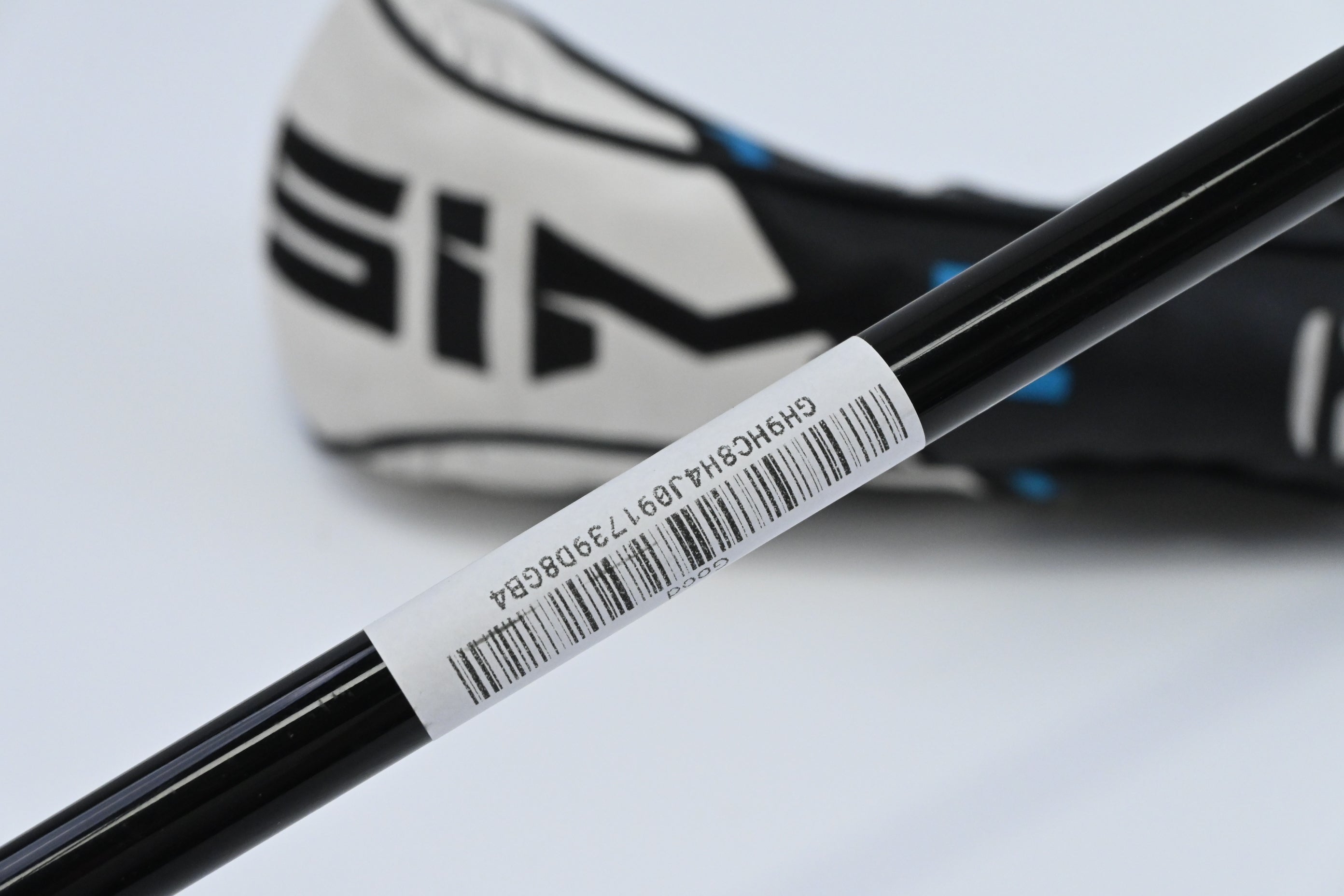 Taylormade SIM2 Ti #3 Wood / 13.5 Degree / Stiff Flex HZRDUS Smoke Black RDX 80