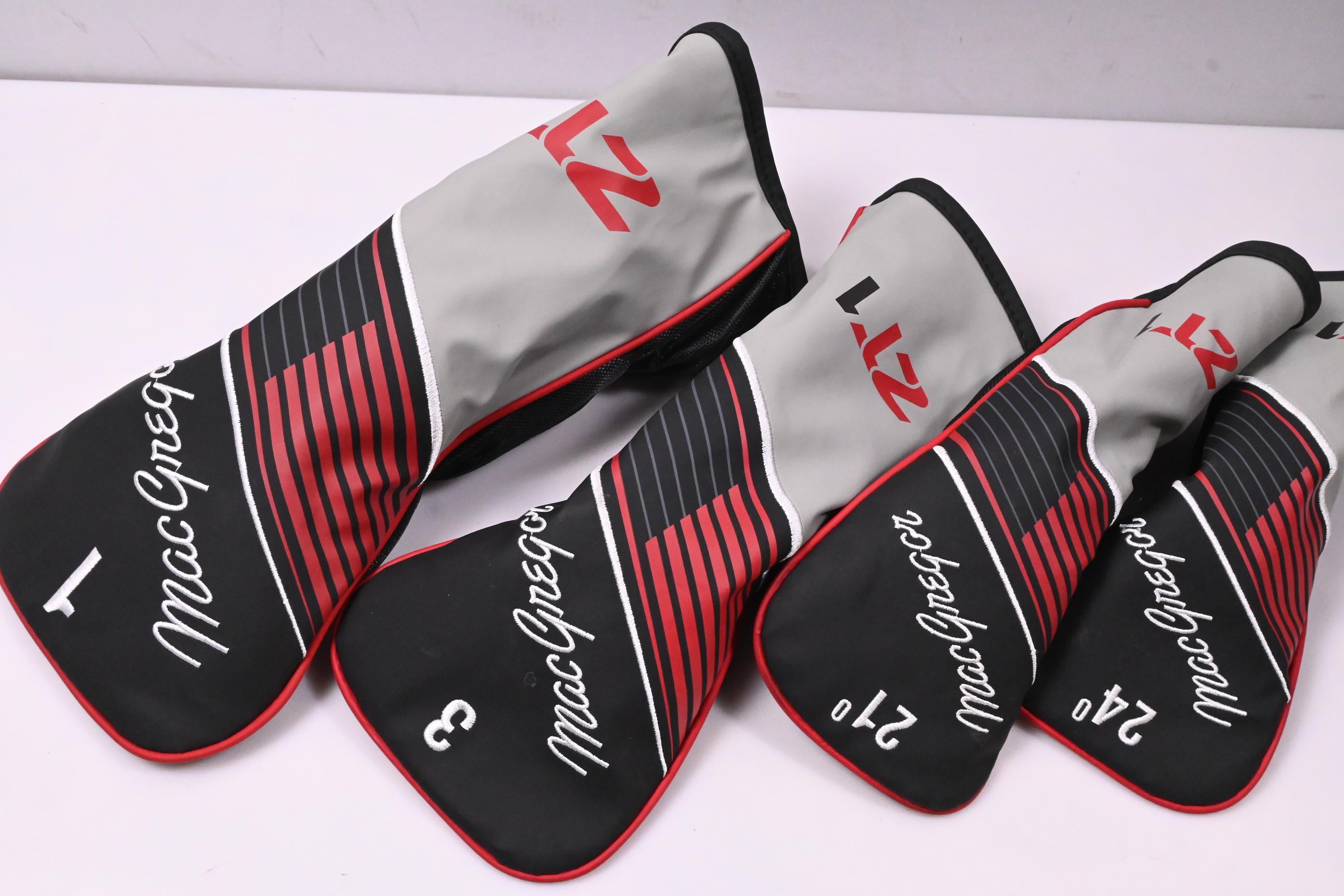 Macgregor ZT1 Package Set / Woods, Irons, Putter, Bag