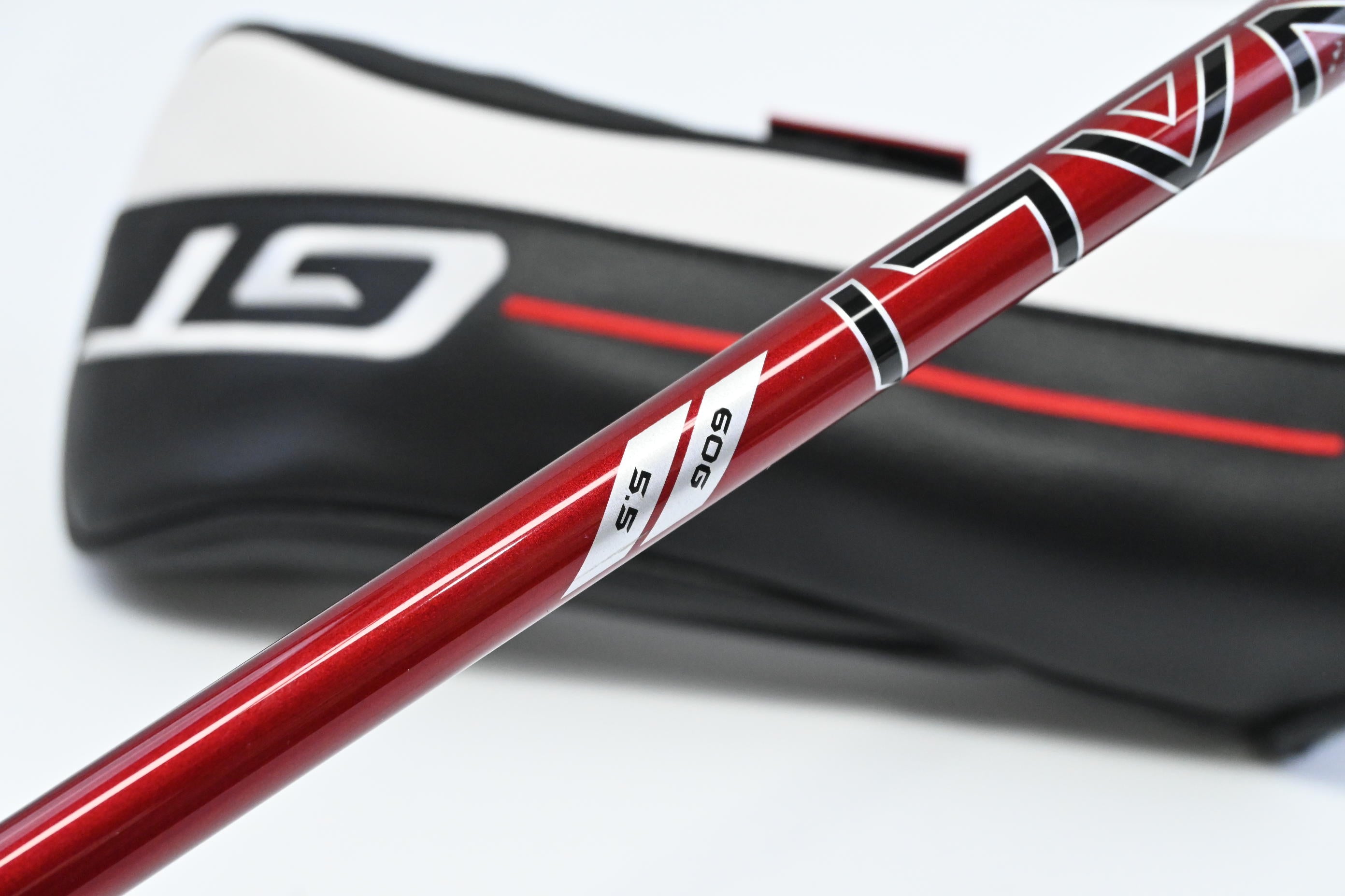 Titleist GT2 #5 Wood / 18 Degree / Regular Flex Denali Red 60 Shaft