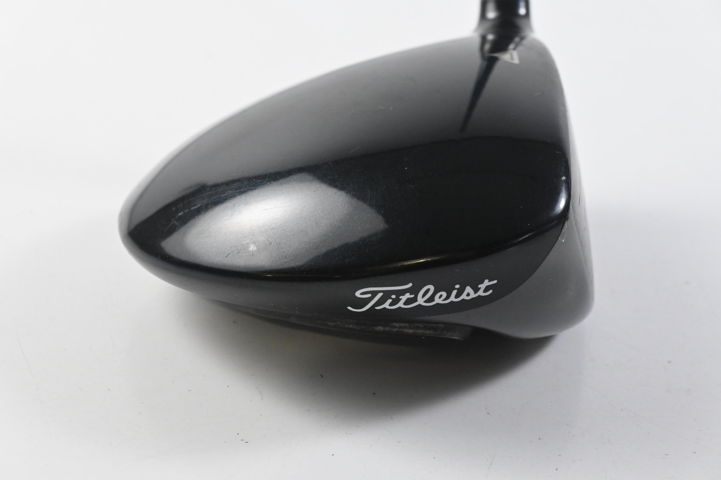 Titleist 915 D2 Driver / 9.5 Degree / Stiff Flex Fujikura Speeder Tour Spec 74