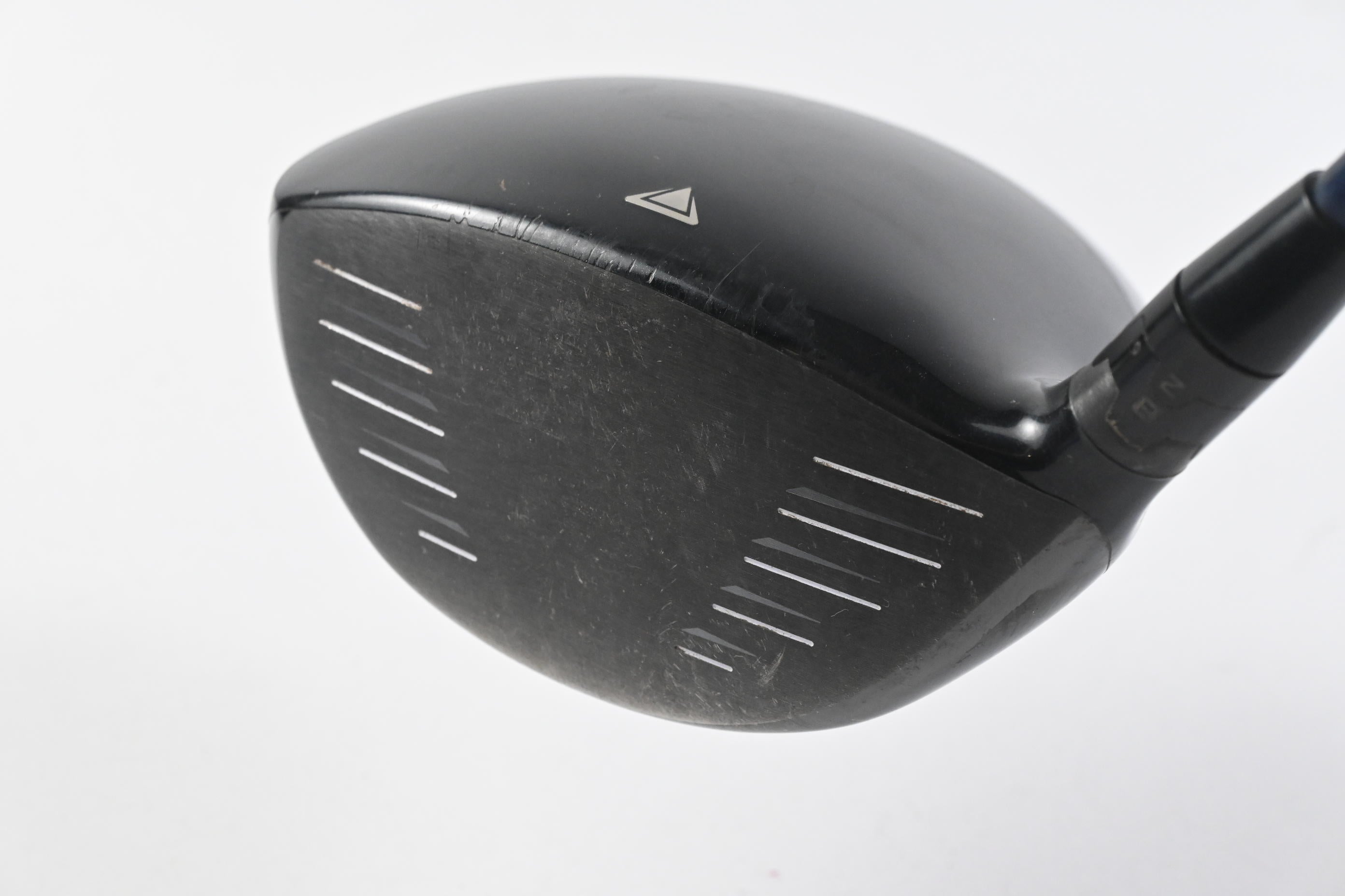 Titleist 915 D2 Driver / 9.5 Degree / Stiff Flex Fujikura Speeder Tour Spec 74