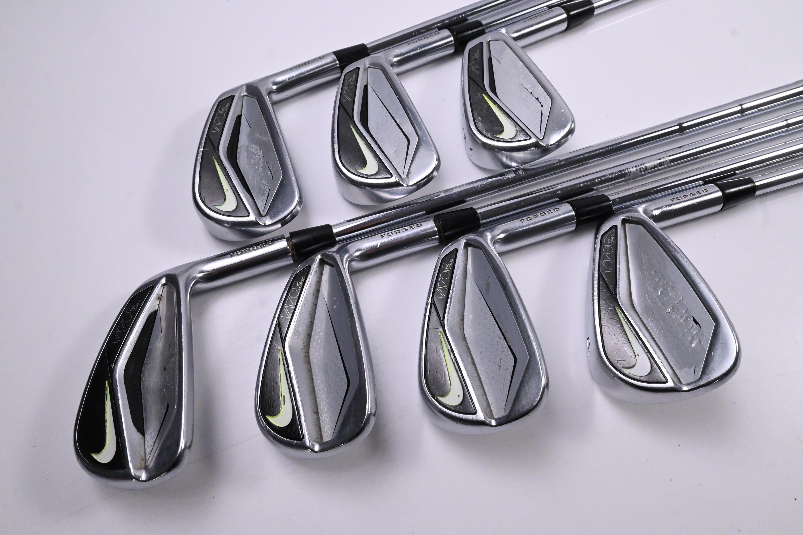 Nike Vapor Pro Combo Irons / 4-PW / Stiff Flex Dynamic Gold Pro S300 Shafts