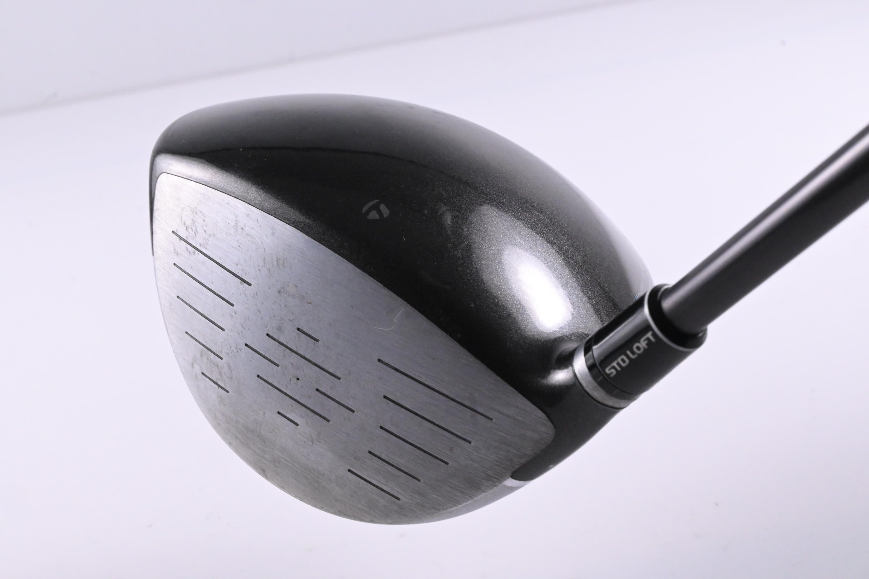 Taylormade SLDR Driver / 10 Degree / Stiff Flex Fujikura Speeder 57 Shaft