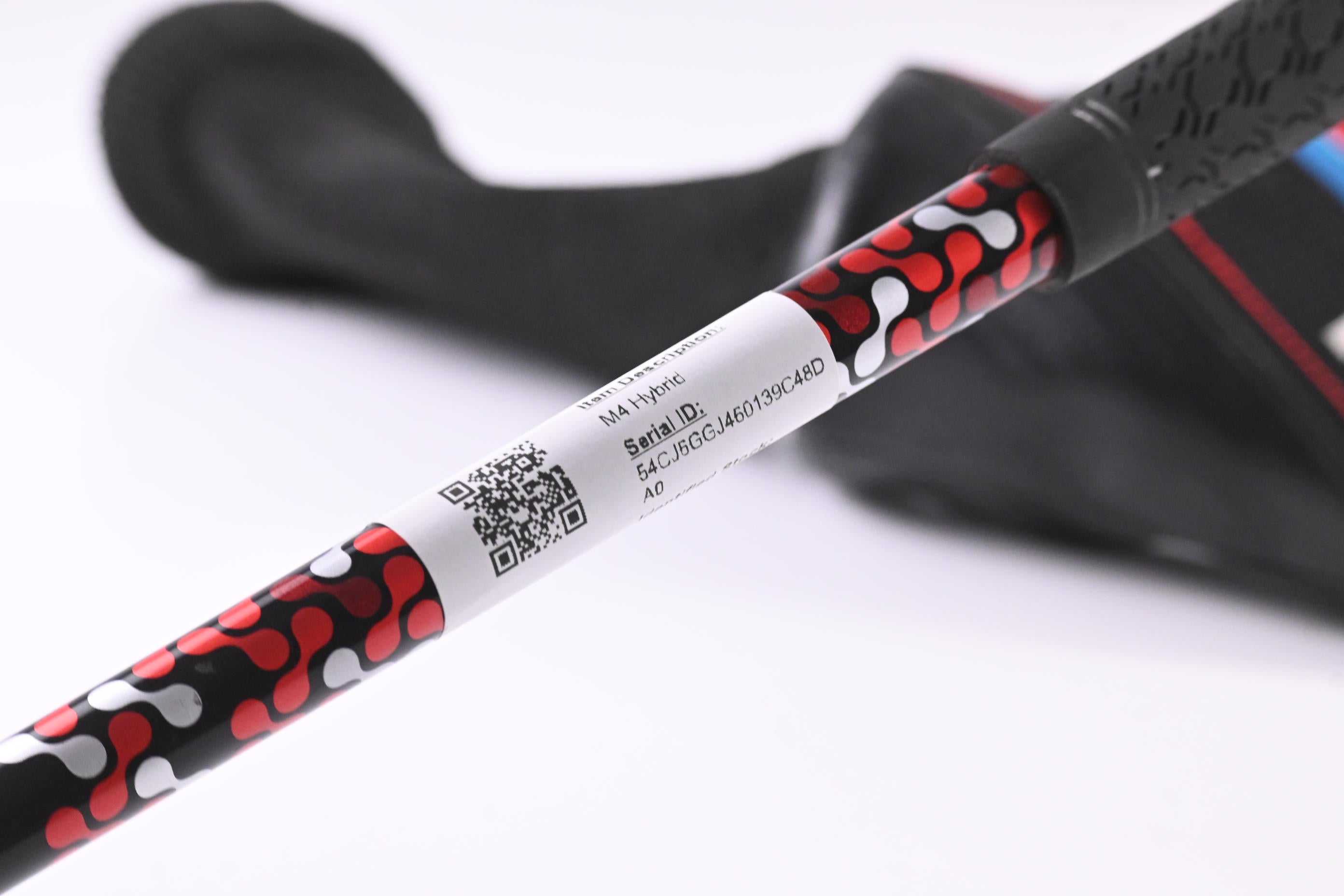 Taylormade M4 #4 Hybrid / 22 Degree / Regular Flex Fujikura Atmos Red 6 Shaft