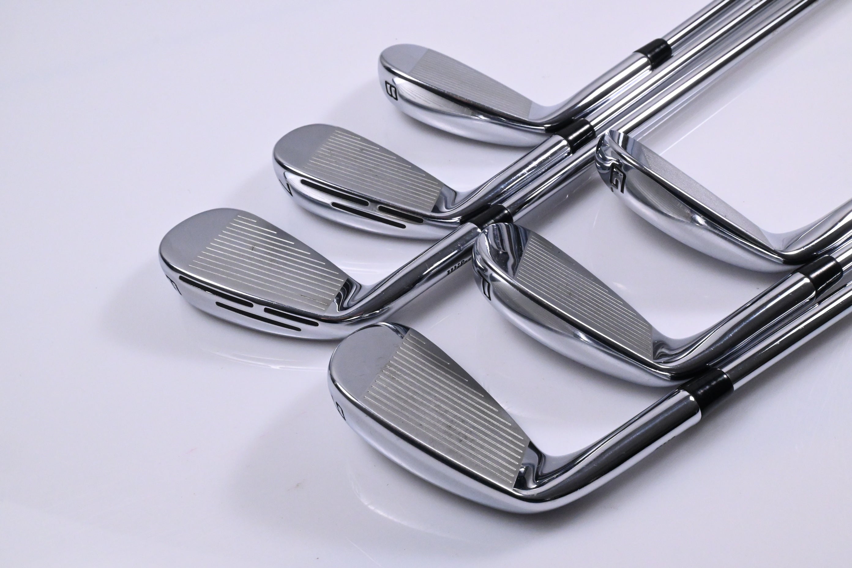 Wilson DYNAPWR 2023 Irons / 6-PW+GW / Regular Flex KBS MAX Ultralite Shafts