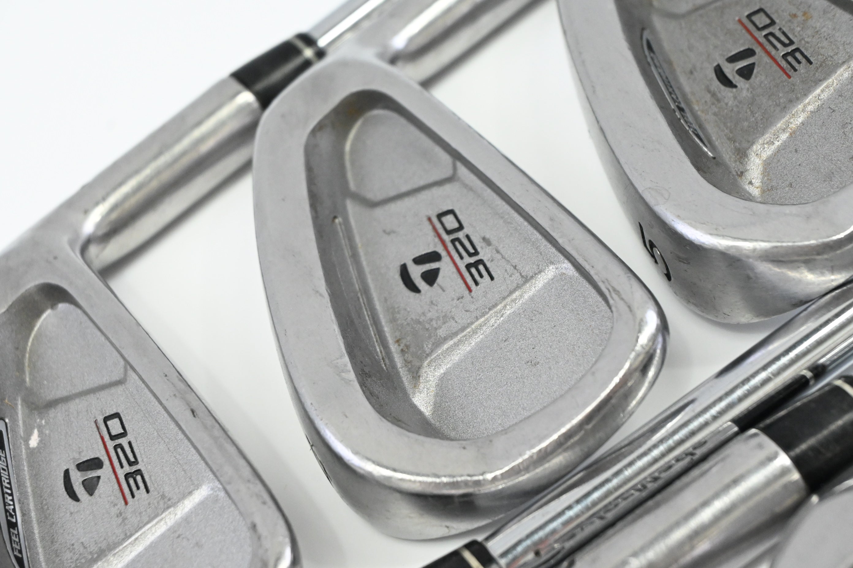 Taylormade 320 Steel Irons / 3-9i / Regular Flex Taylormade 80 Shaft
