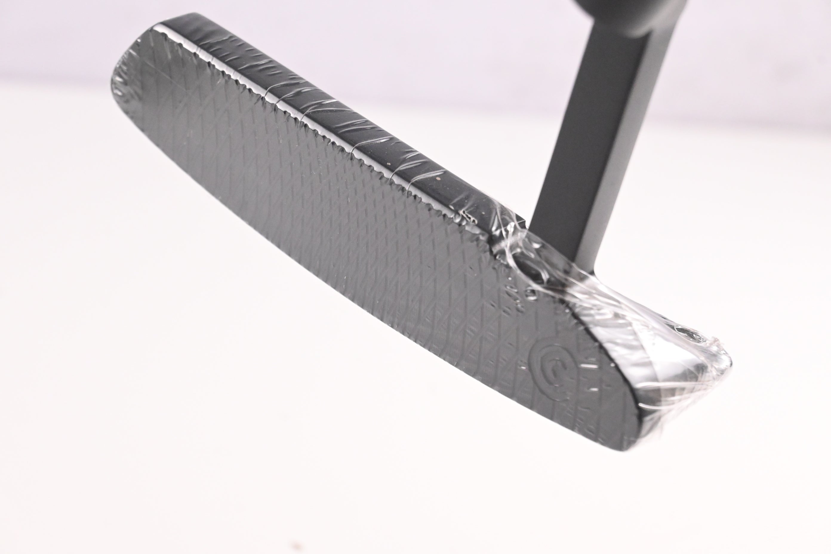Cleveland HB Soft 2 #1 Black Satin Putter / 34 Inch